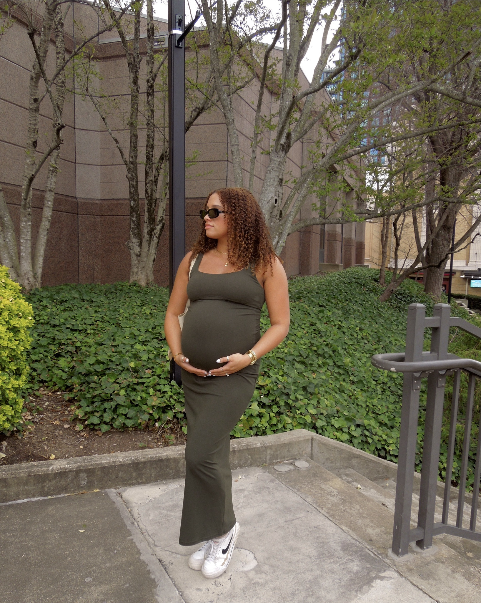Wearing a M in the dress and I couldn’t find the exact purse but added a similar one from the same brand!

#LTKmomlife #LTKBump #LTKootd