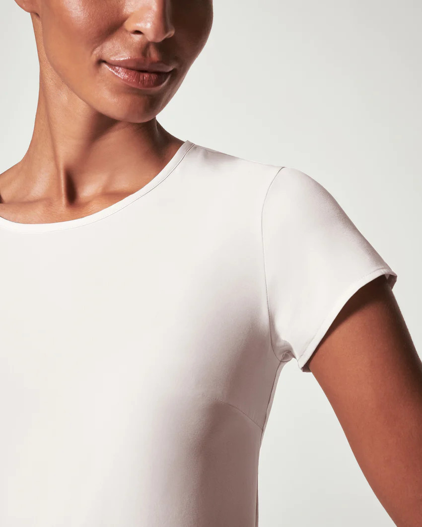 Yes, Pleats! Tee | Spanx