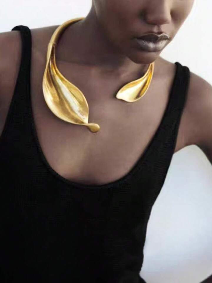 1 pièce Collier ras du cou feuille texturé en métal vieilli de style européen et américain a... | SHEIN