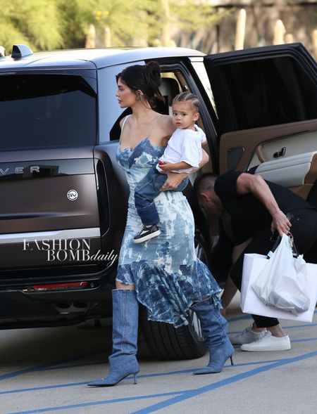 Kylie Jenner in Dior. #fallfashion 