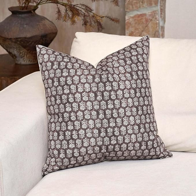 DOMVITUS 24x24 Pillow Covers, Floral Pillow Covers, Couch Pillows for Living Room, Decorative Far... | Amazon (US)