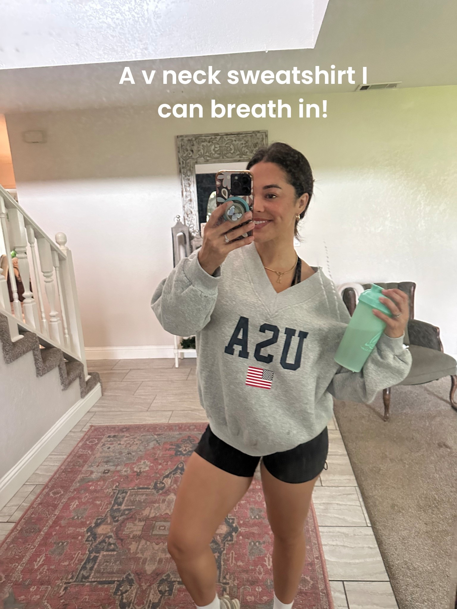 I love this Amazon find SO Much! Did my entire workout with it all. The deep v makes all the difference #sweatershirt #gym 