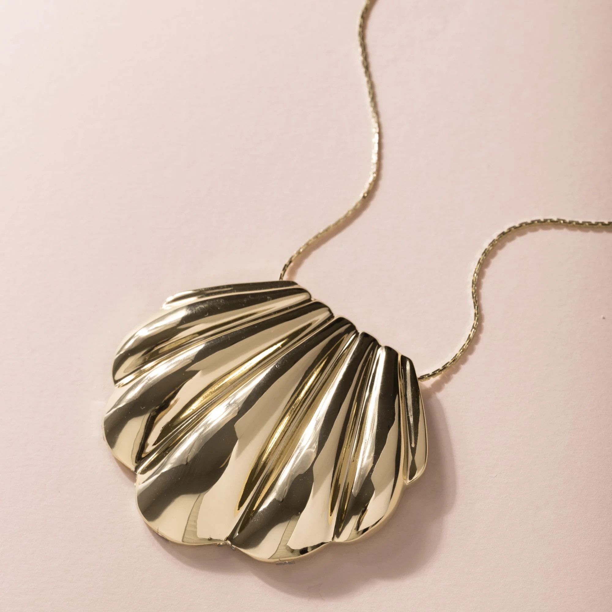 The Shell Pendant Necklace | Electric Picks Jewelry