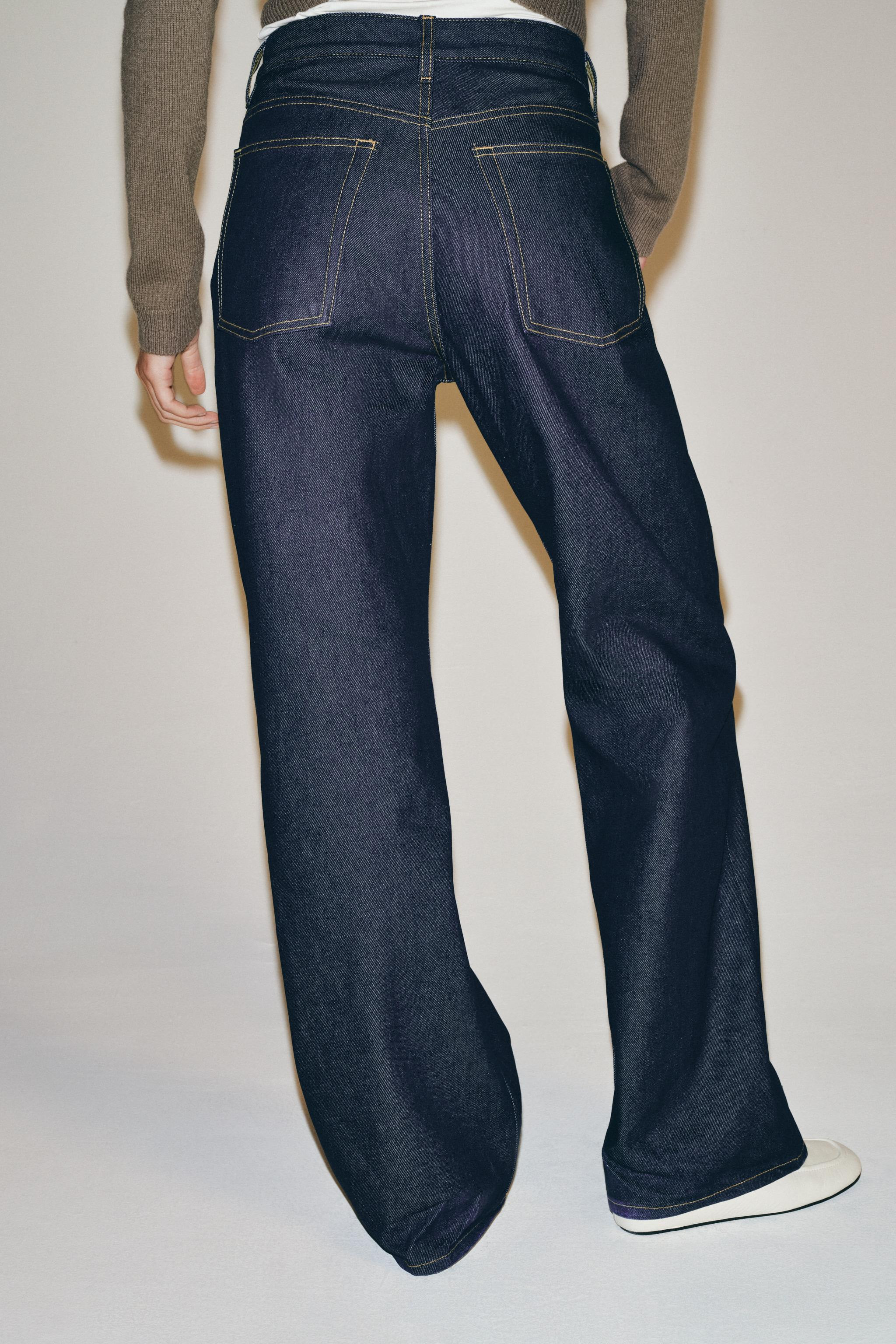 ZW COLLECTION MID-WAIST STRAIGHT JEANS | Zara UK