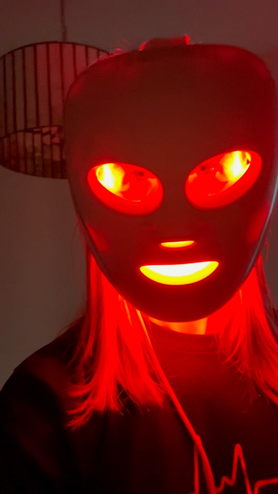 My new cryo red light mask is included in the sale! Use code SPRINGSALE

#LTKBeauty #LTKgrwm #LTKmorningroutine