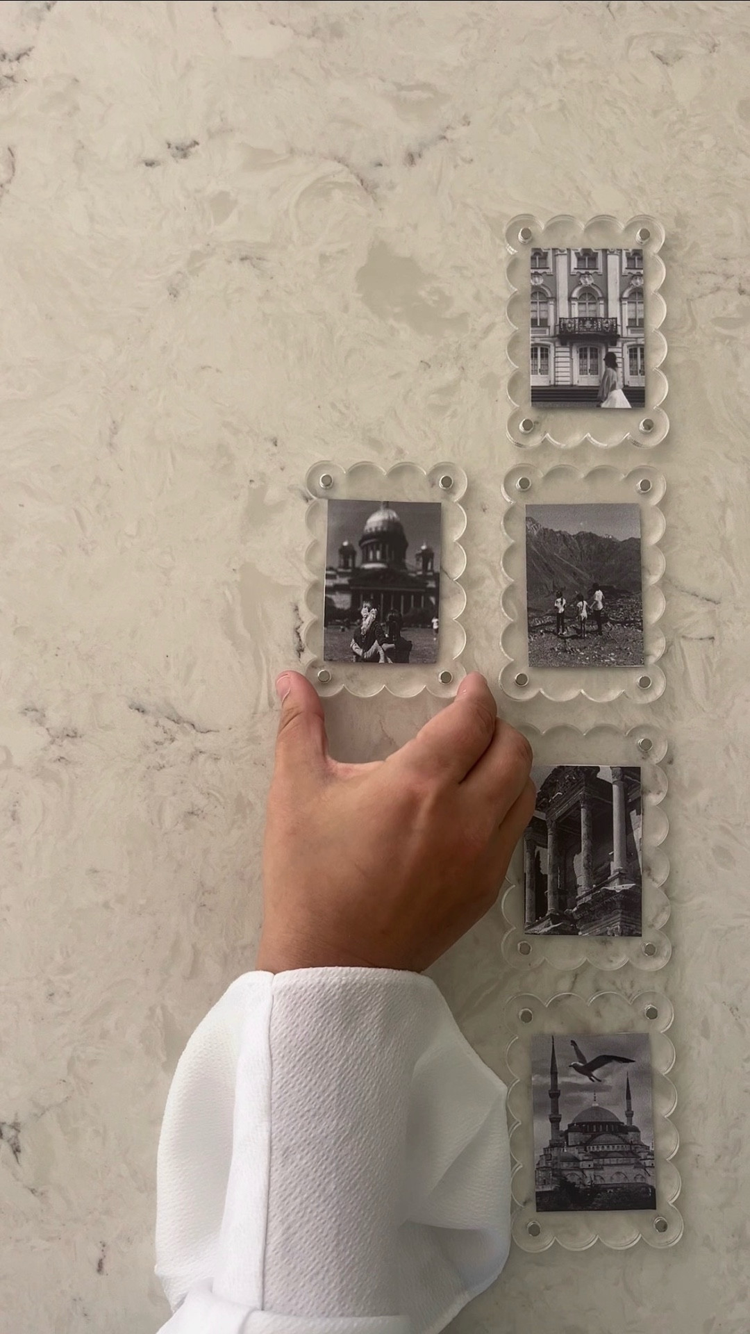 Turn your everyday moments into something special with these scalloped photo magnets! 💛 Perfect for displaying family photos, travel snapshots, or your favorite memories right on your fridge. These charming magnets add a soft, vintage-inspired touch to any kitchen while keeping your most meaningful moments front and center.

They also make thoughtful, personalized gifts for birthdays, Mother's Day, or housewarmings.

Save this idea for your next DIY project or gift inspiration! 

 

#LTKmomlife #LTKHome #LTKSaleAlert