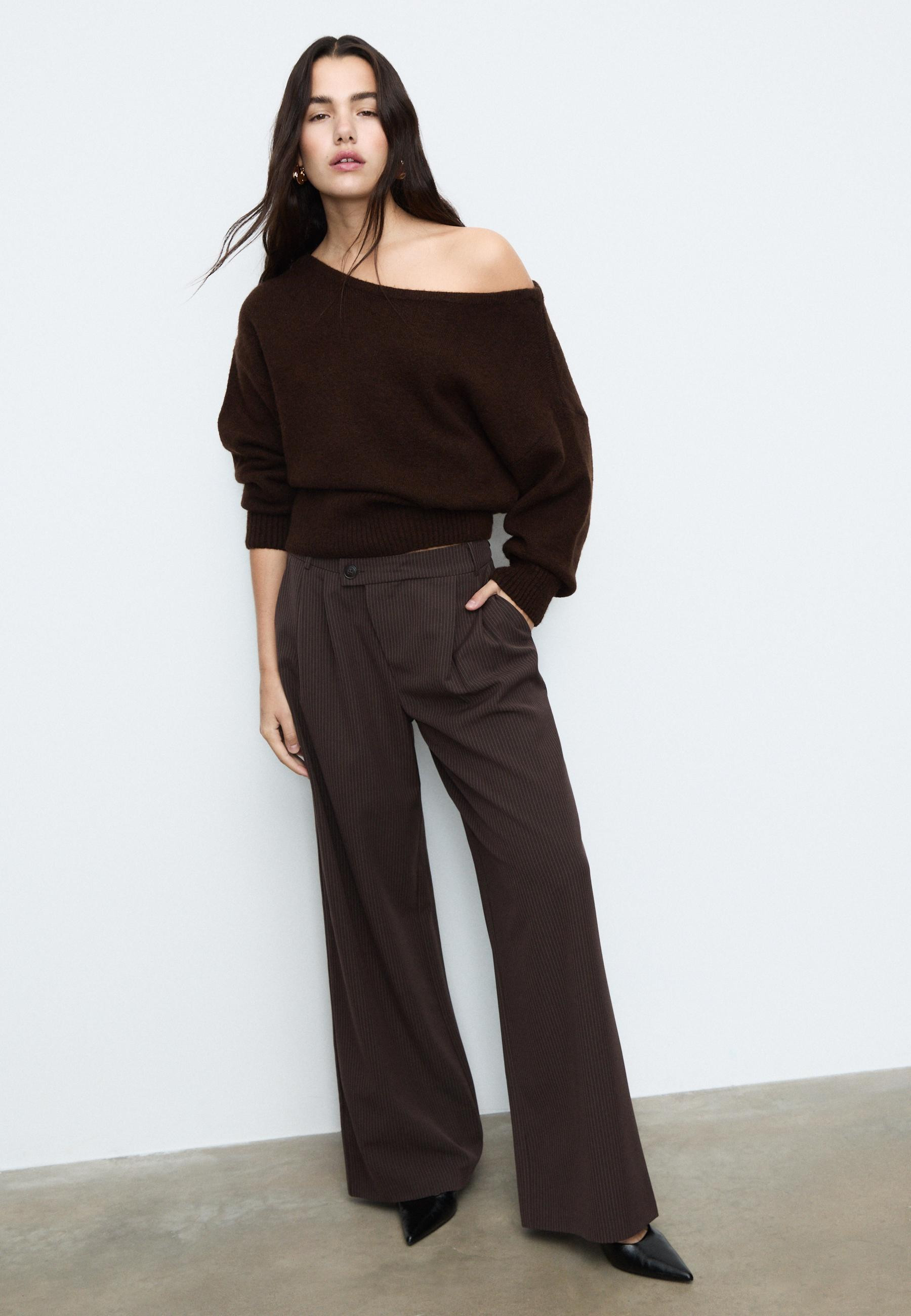 Soft-touch dress trousers - Women's Trousers | Stradivarius United Kingdom | Stradivarius (UK)