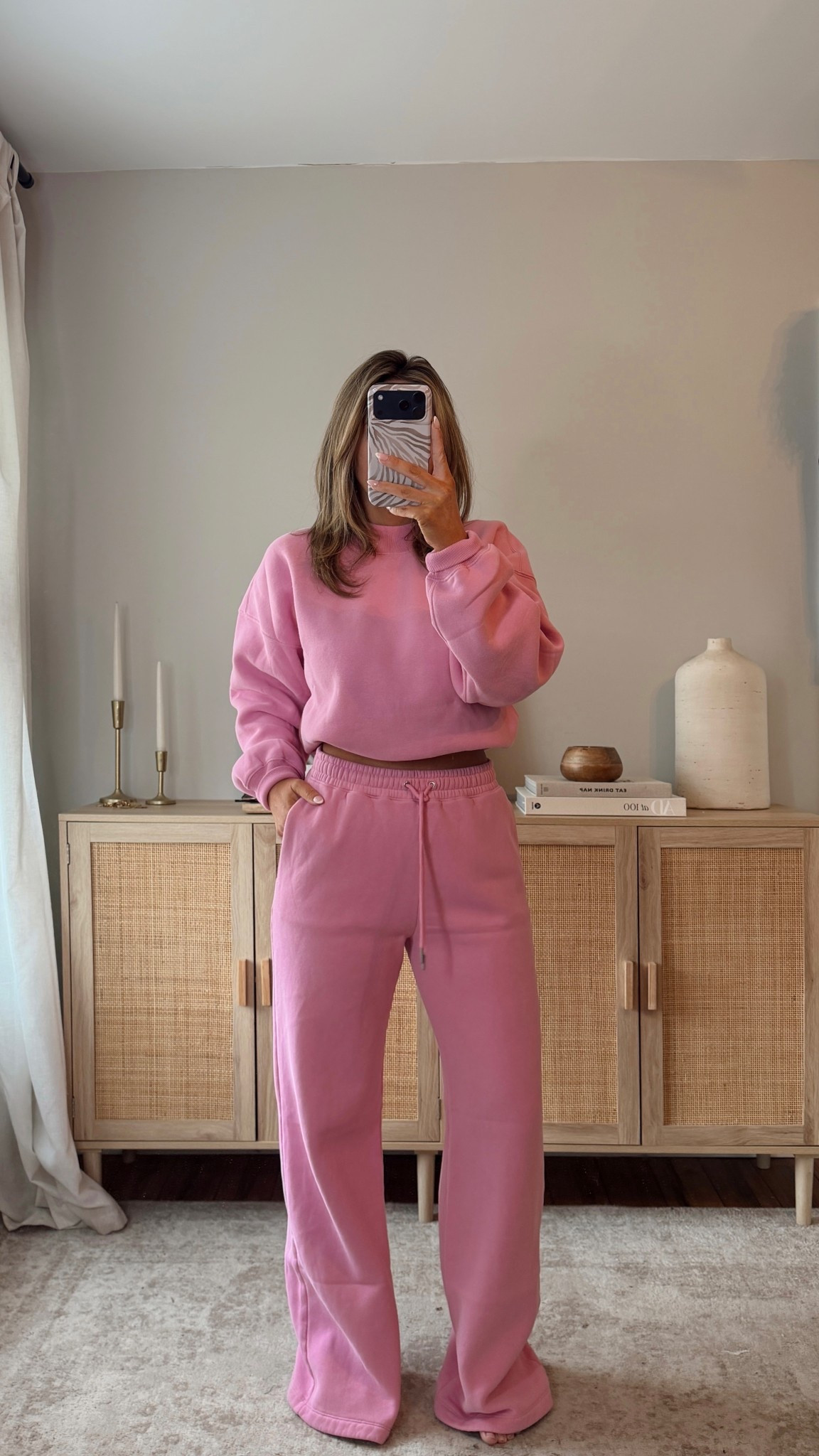 cozy lounge pieces i’m loving! these lounge pants are SO soft and lightweight. the come in several colors + lengths. i’m in the MED long. size MED in the sweatshirt (has matching wide leg sweats pants that i love, i’ll link). @abercrombie 

#LTKootd