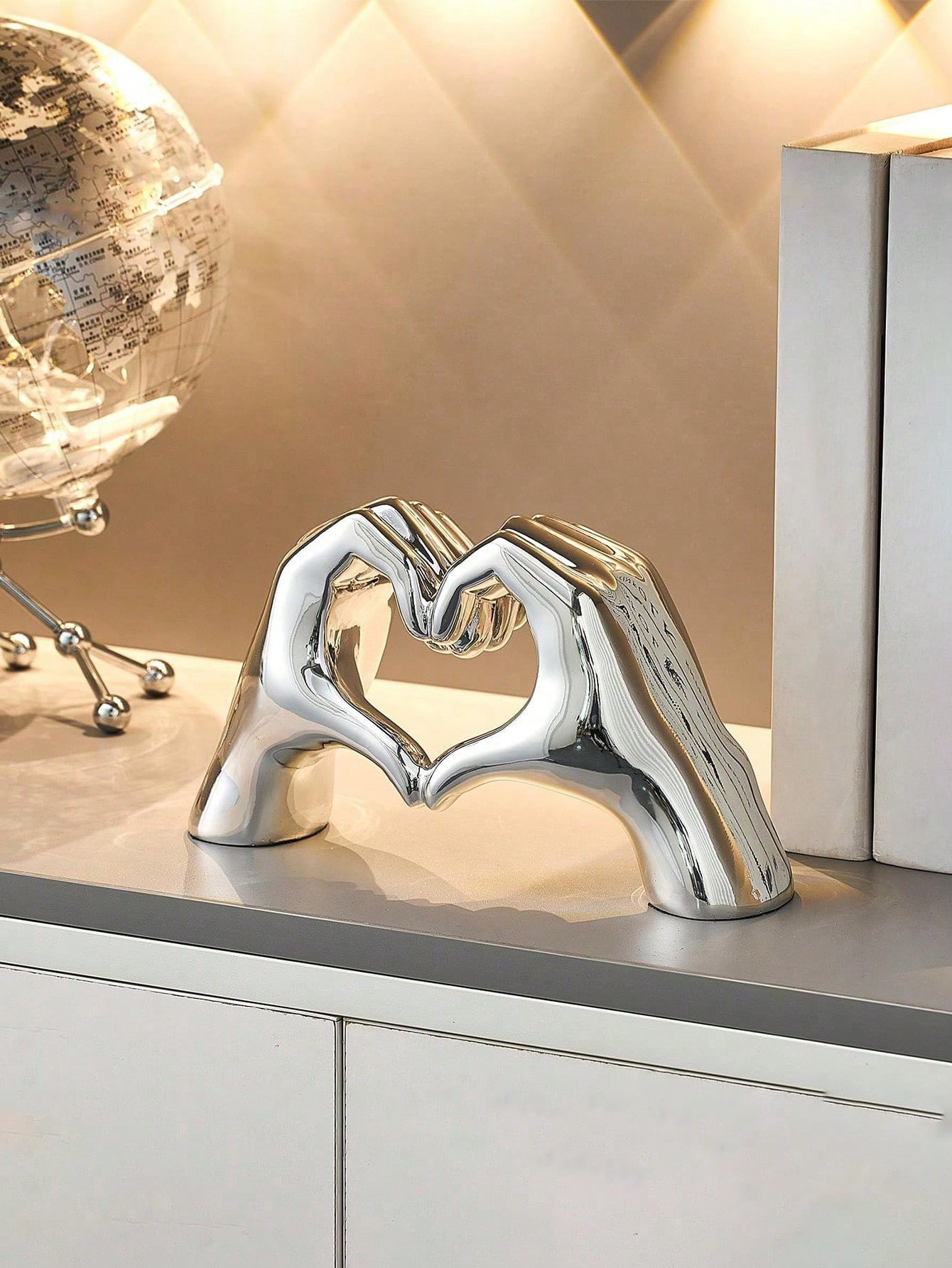 Sliver Decor For Living Room Bedroom Bookshelf Coffe Table, Cute Love Finger Statues Morden Accen... | SHEIN