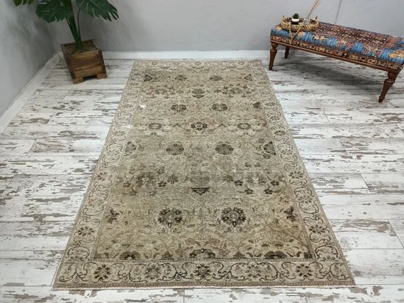neutral rug, vintage rug, turkish rug, area rug, 5 x 8.8 feet, oushak rug, muted color rug, handm... | Etsy (US)