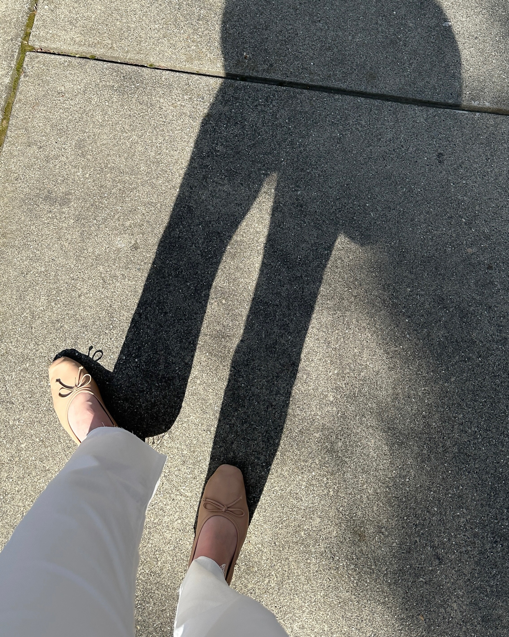 My most comfortable nude ballet flats 🤌🏼 I’m between sizes and have my smaller size. Love the slightly elongated square toe for a flattering fit. Perfect spring outfit with white denim jeans and striped sweater! 

#LTKshoecrush #LTKunder100 #LTKFind