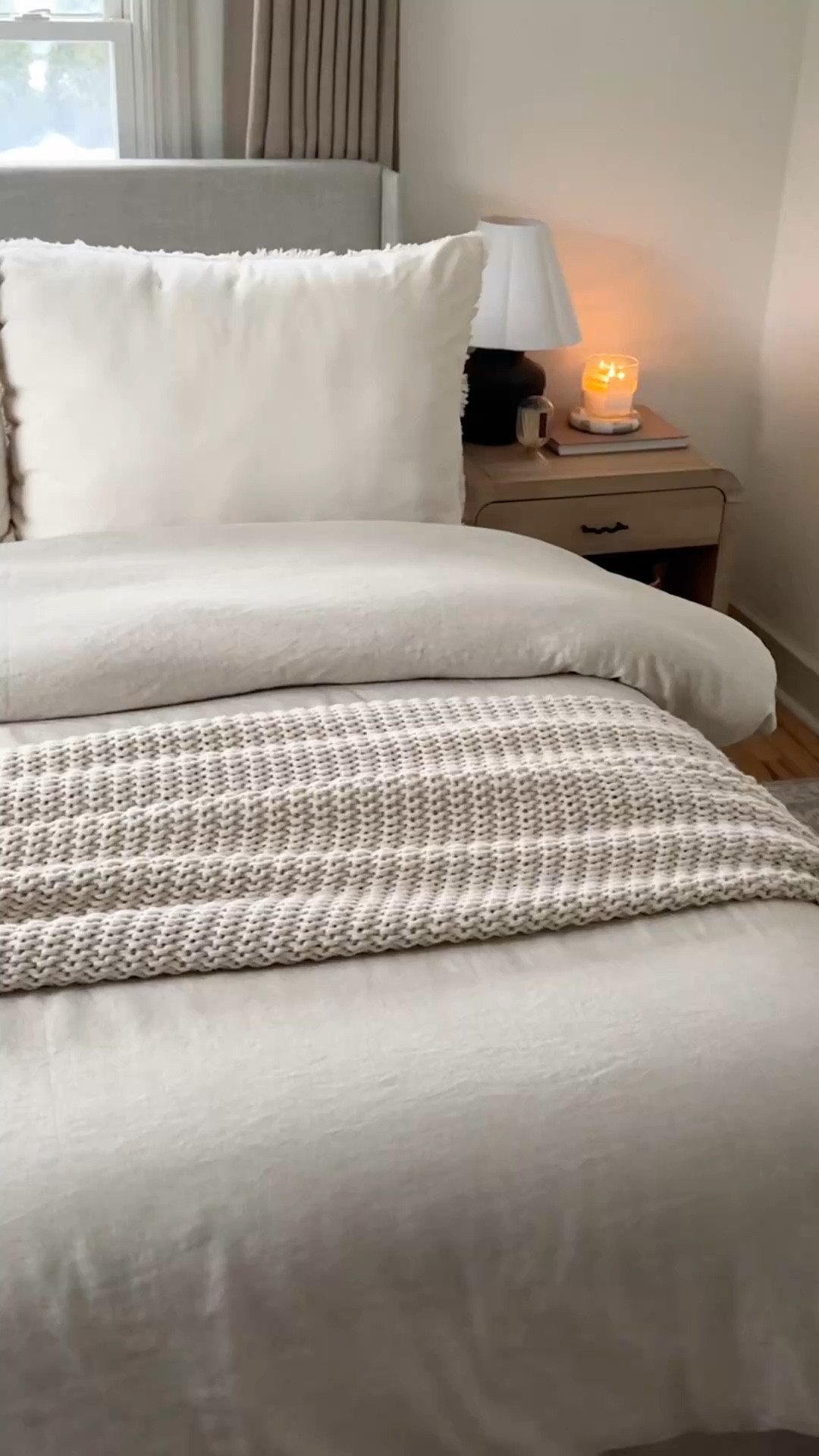 neutral bedding 🤍

Amazon bedding, linen bedding, quince, neutral bedding, cozy bedroom, fluffy bedding, duvet cover