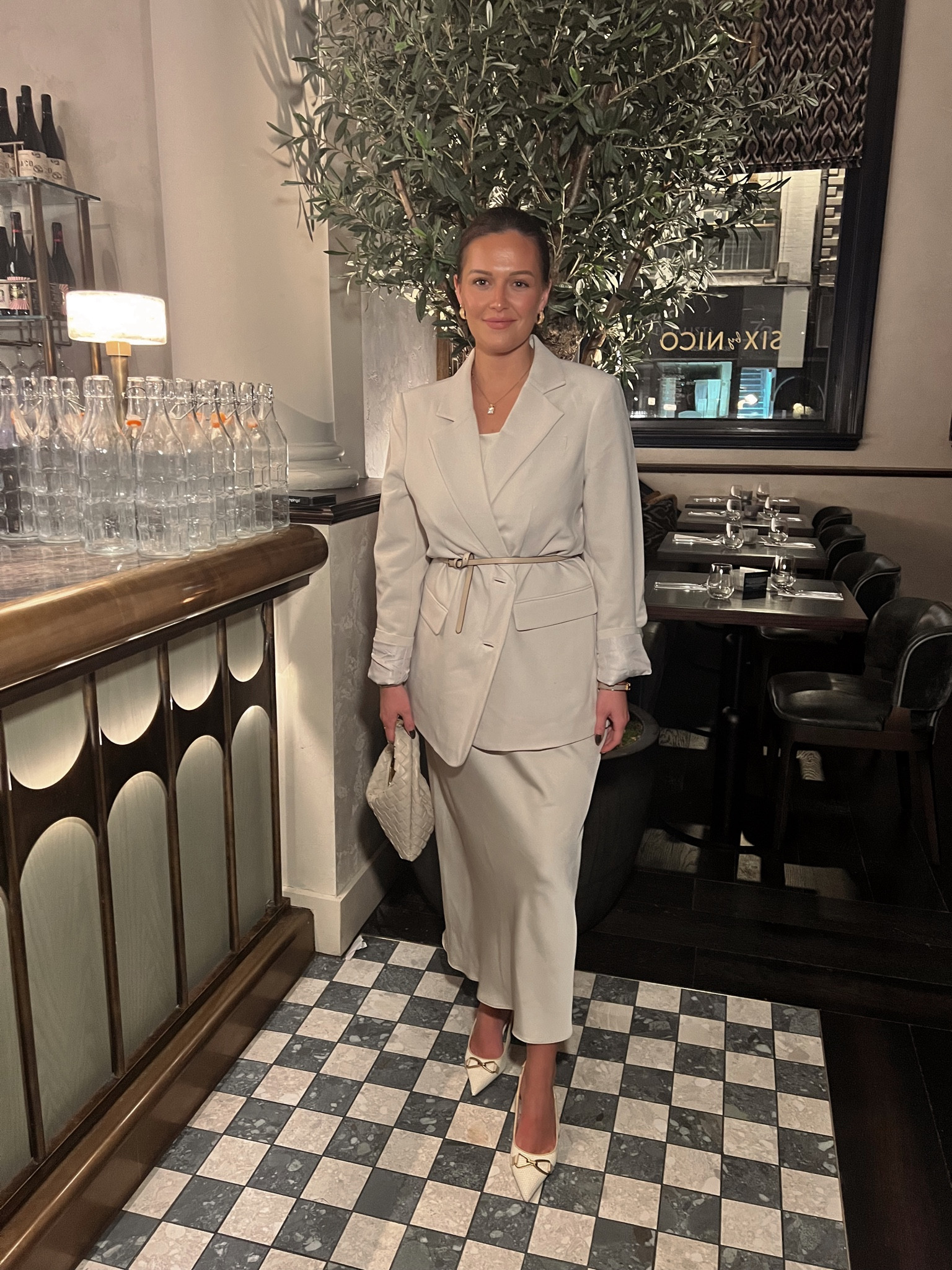 Neutral evening outfit 

Dress - River Island- size 12
Blazer - Dissh- Size 12
Heels - River Island
Bag- Olivia Sales (linked on IG highlights) 

#LTKwedding #LTKparties #LTKsalealert