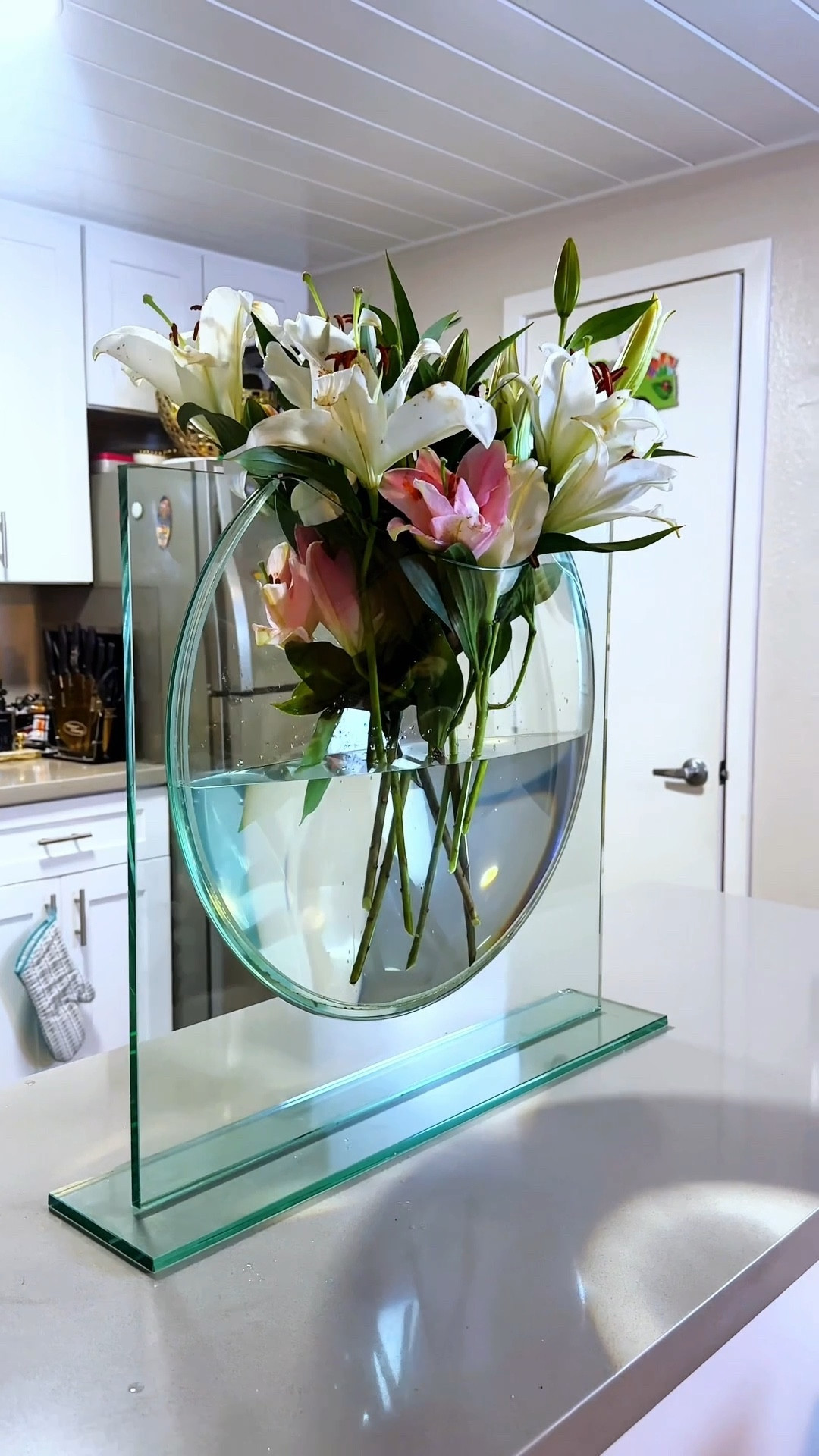 Wasn’t feeling my best today, but flowers always make me feel better! 💐 

#LTKStyleTip #LTKSaleAlert #LTKHome