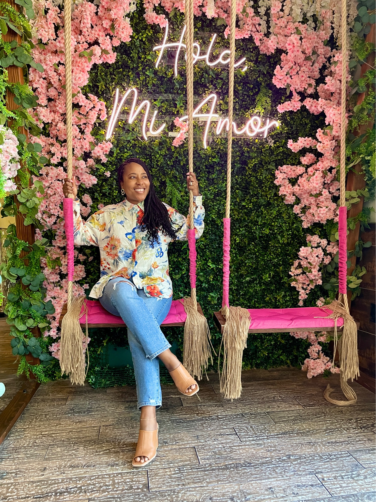 Casual brunch outfit for Sunday funday

Floral linen shirt
High waist straight cropped jeans
Tan leather mules (on sale!)

#casualoutfit
#springoutfit
#summeroutfit

#LTKFind #LTKSeasonal #LTKsalealert