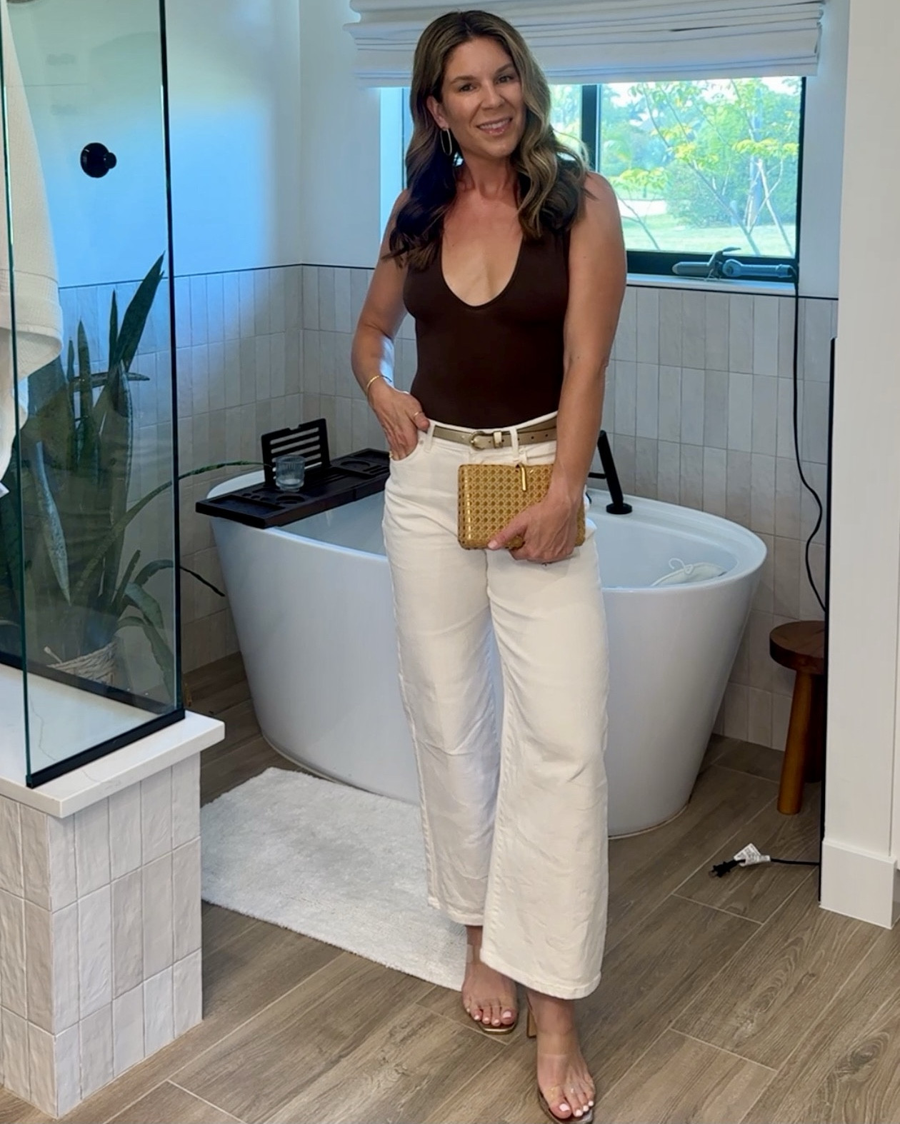 Sunday Dinner Outfit 😍 ￼

I felt super sexy, but also still covered up with this new Zara bodysuit unfortunately I am not allowed to link with Zara so I can’t share, but I will link something similar. I scored these white pants at TJ Maxx about a year ago they are the brand Halston and I’m wearing a size 26. I am going to link my favorite Madewell and Levi’s jeans that I own just not in white!


These Dolce Vita shoes live on repeat in my closet. They are so incredibly comfortable and are so easy to dress up a simple jeans and a shirt outfit. I’m usually a true size 9 in Dolce Vita.

Of course I’m wearing my staple jewelry. It just brings everything together.

The clutch is also from Zara and it has the cutest chain strap if you wanna wear it on your shoulder - I will link something similar! 