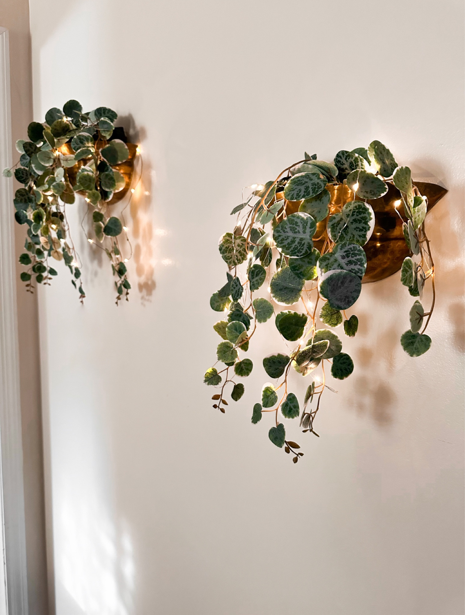 Adding string lights to your greenery is a game changer! I love these because they are on a timer so I like to set it so they turn on during the evening !

#LTKhome