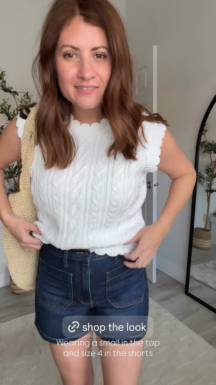 Wearing a small in the top and size 4 in the shorts