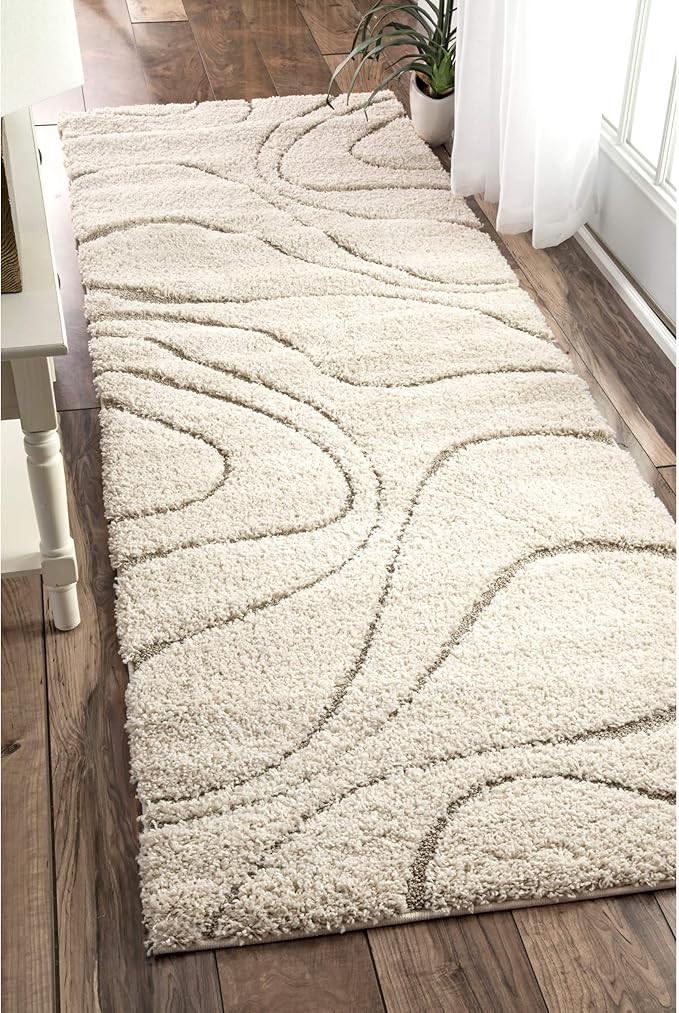 nuLOOM Carolyn Cozy Soft & Plush Shag Runner Rug, 2' 6" x 6', Cream | Amazon (US)