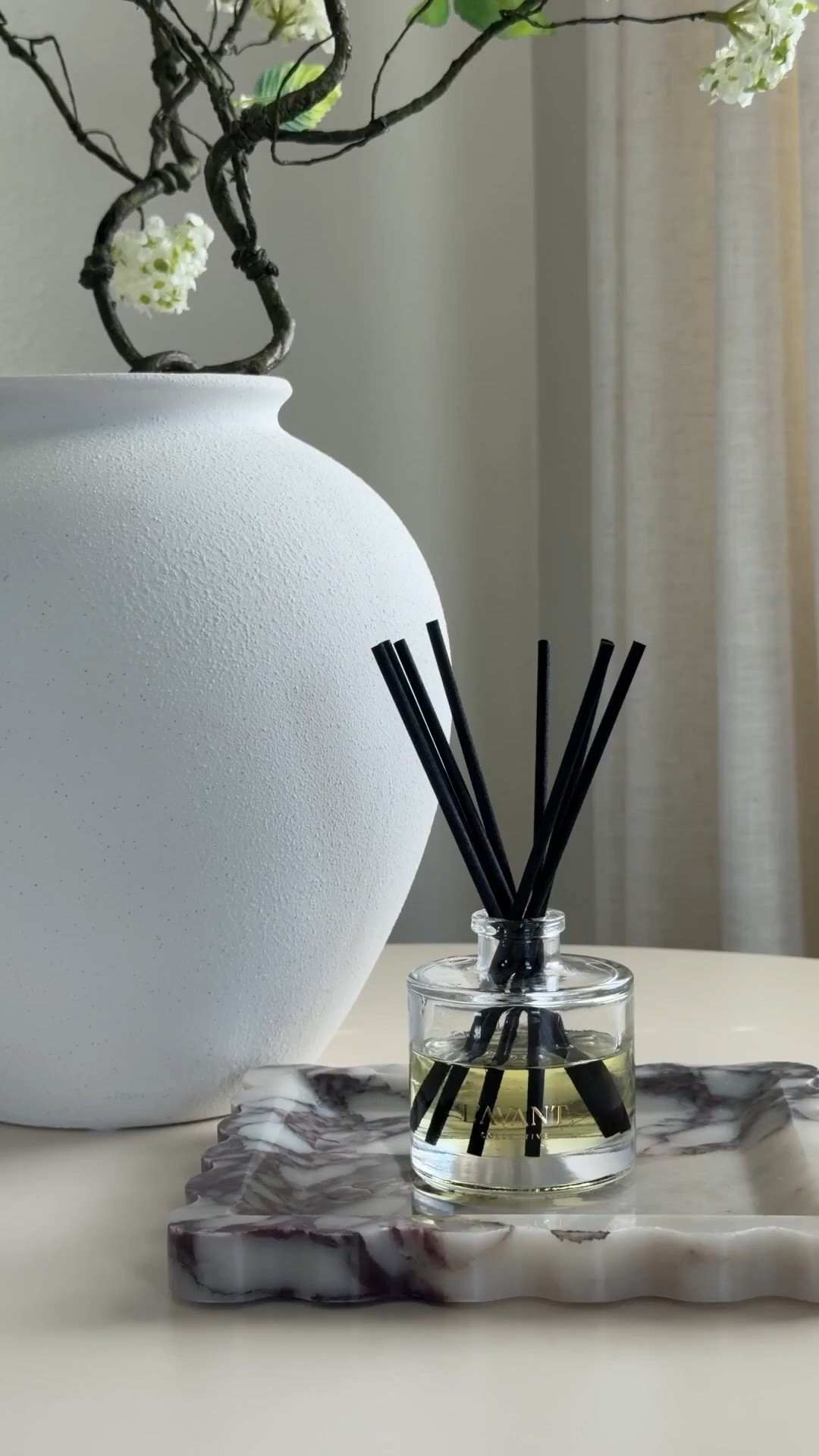 This diffuser is the key to having a home that smells amazing! Shop now! @lavantcollective To get 20% off you can use my code mydelvillafhome #Lavant


#LTKMothersDay #LTKdayinmylife #LTKHome