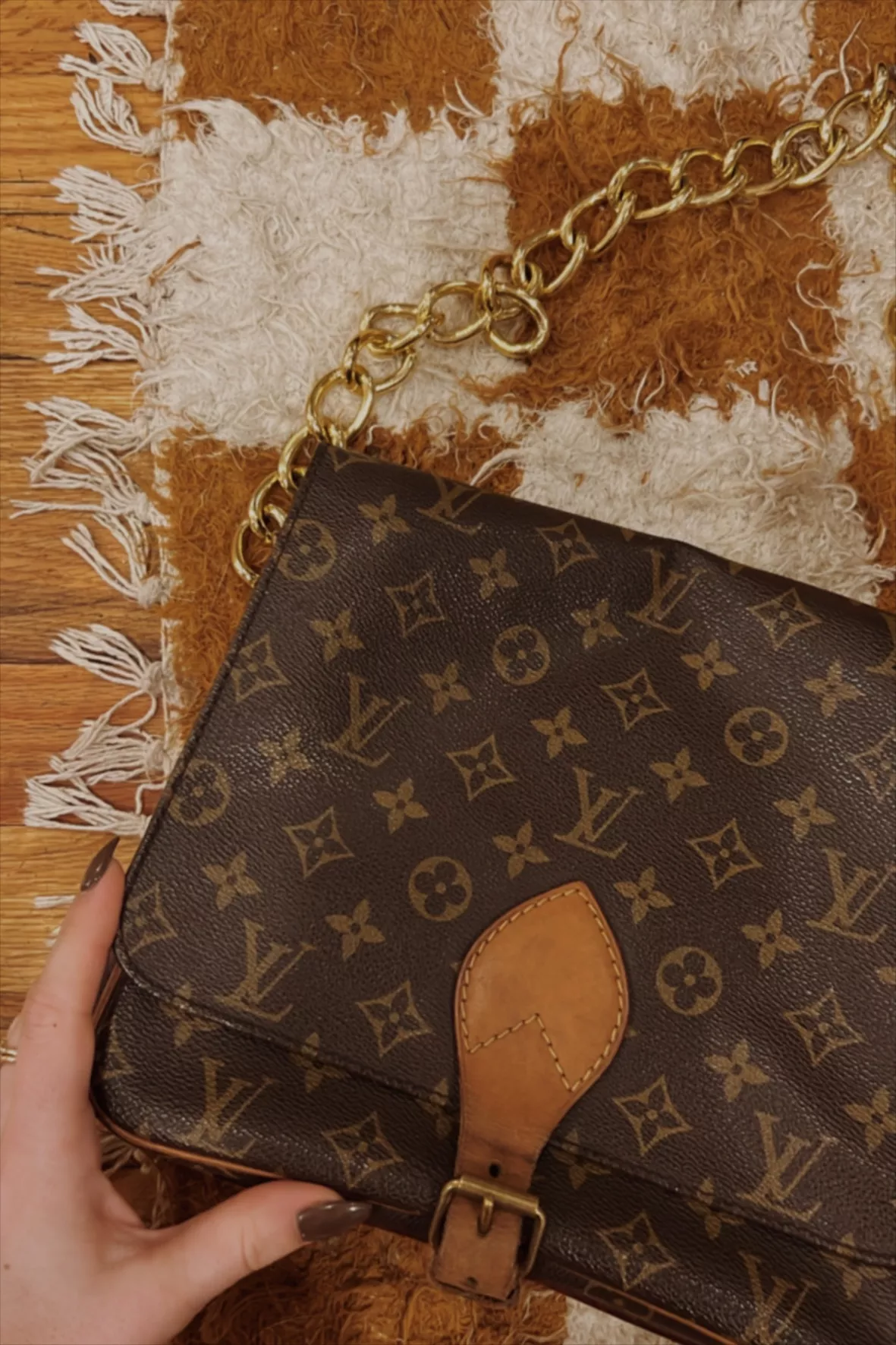 Anyone know the name of this vintage LV bag? I thought it was a
