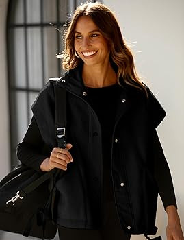 Yeokou Women's Fleece Vest Casual Sleeveless Button Down Winter Warm Sherpa Jacket with Pockets | Amazon (US)