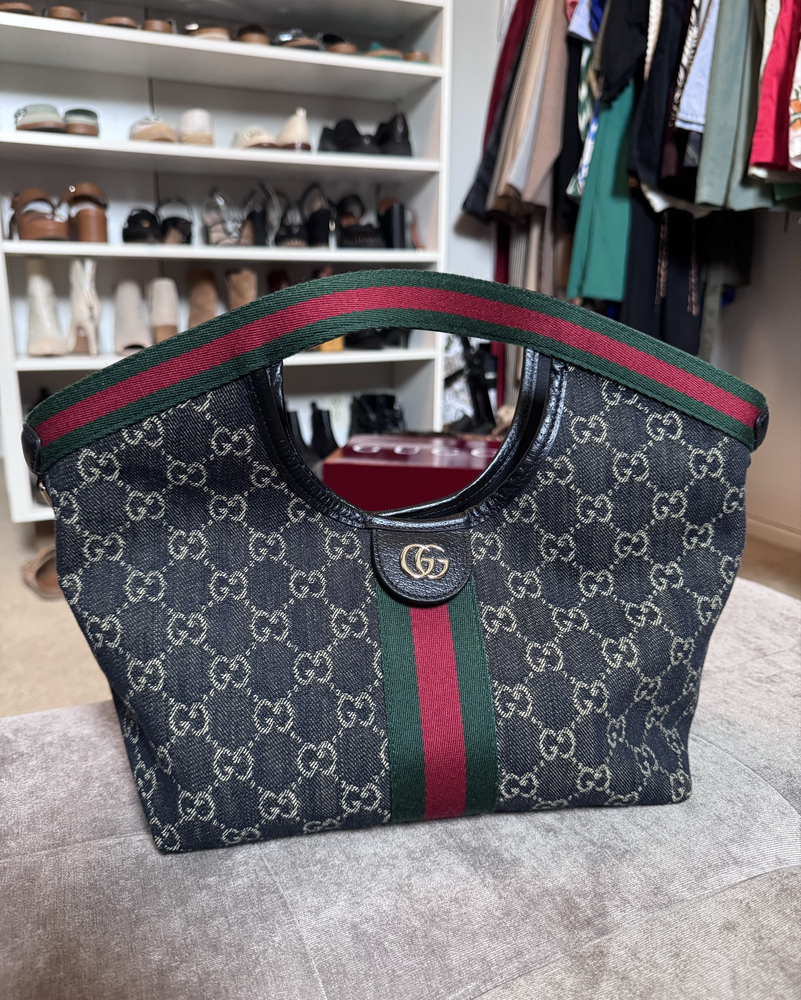 New Gucci 

#designerbags #gucci #giglio 
Designer bags, gucci bags, tote bags, black denim, denim bags 



#LTKItBag