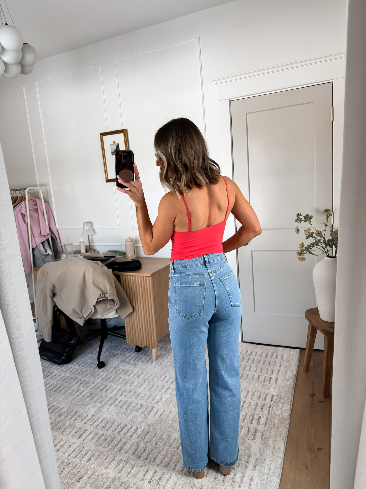 DID I JUST FIND MY NEW FAVORITE JEANS?! These are a DREAM. A literal DREAM. Length. Fit. Feel. Structure. 

Bodysuit (S)
Jeans (25) TTS 

 

#LTKMostLoved #LTKSeasonal #LTKFindsUnder100
