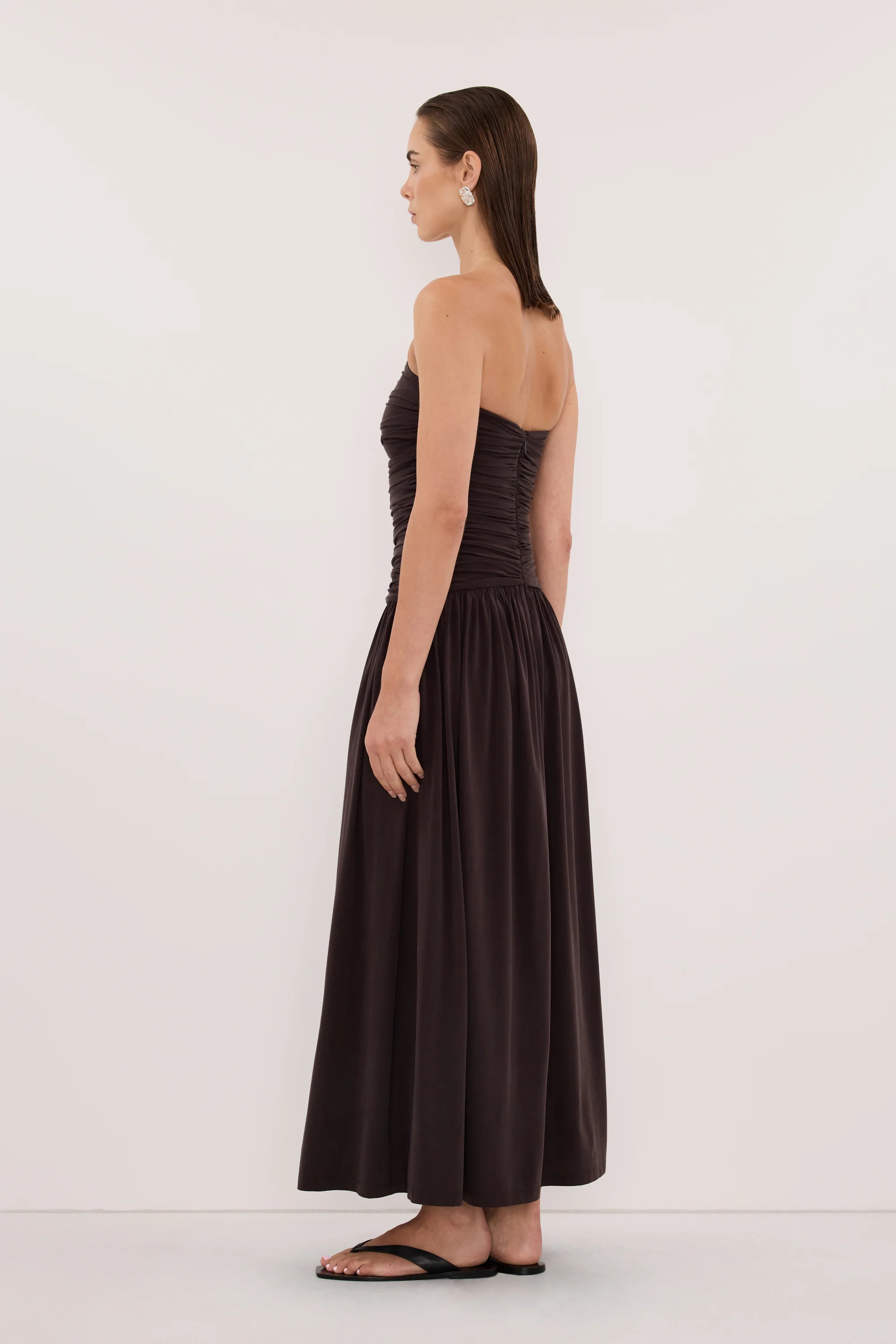 SHARI BURNT CHOC BANDEAU MIDI DRESS | DISSH