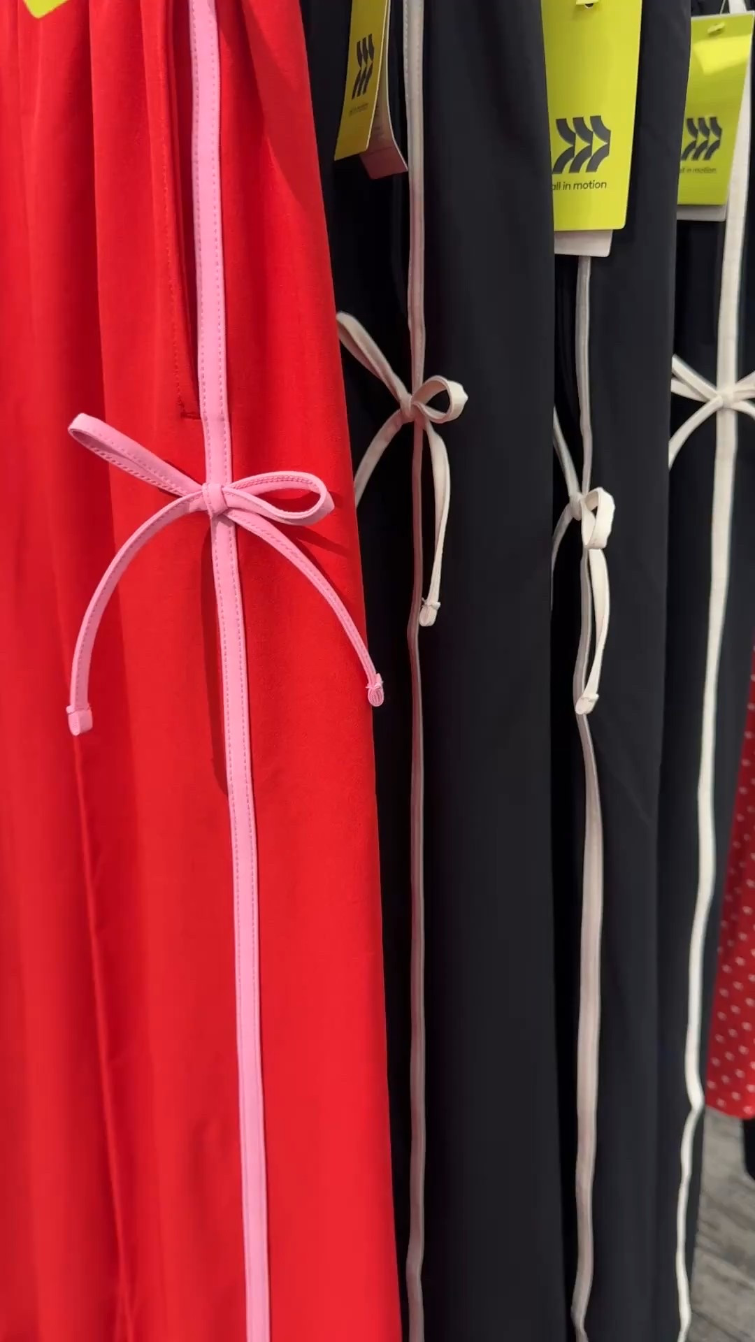 How cute are these bow sweats from target!!

#LTKFindsUnder50 #LTKootd