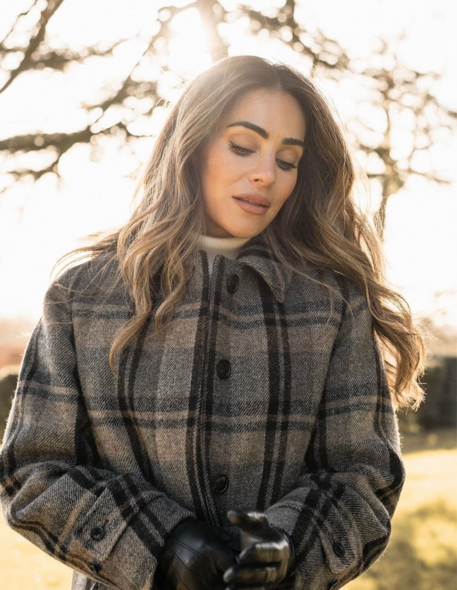 Winter Style, Winter Fashion, Outfit Inspiration, Lily Silk Turtleneck Jumper, Leather Gloves, Hermes Kelly Bag, Khaki Trousers 

#LTKSeasonal #LTKstyletip #LTKeurope