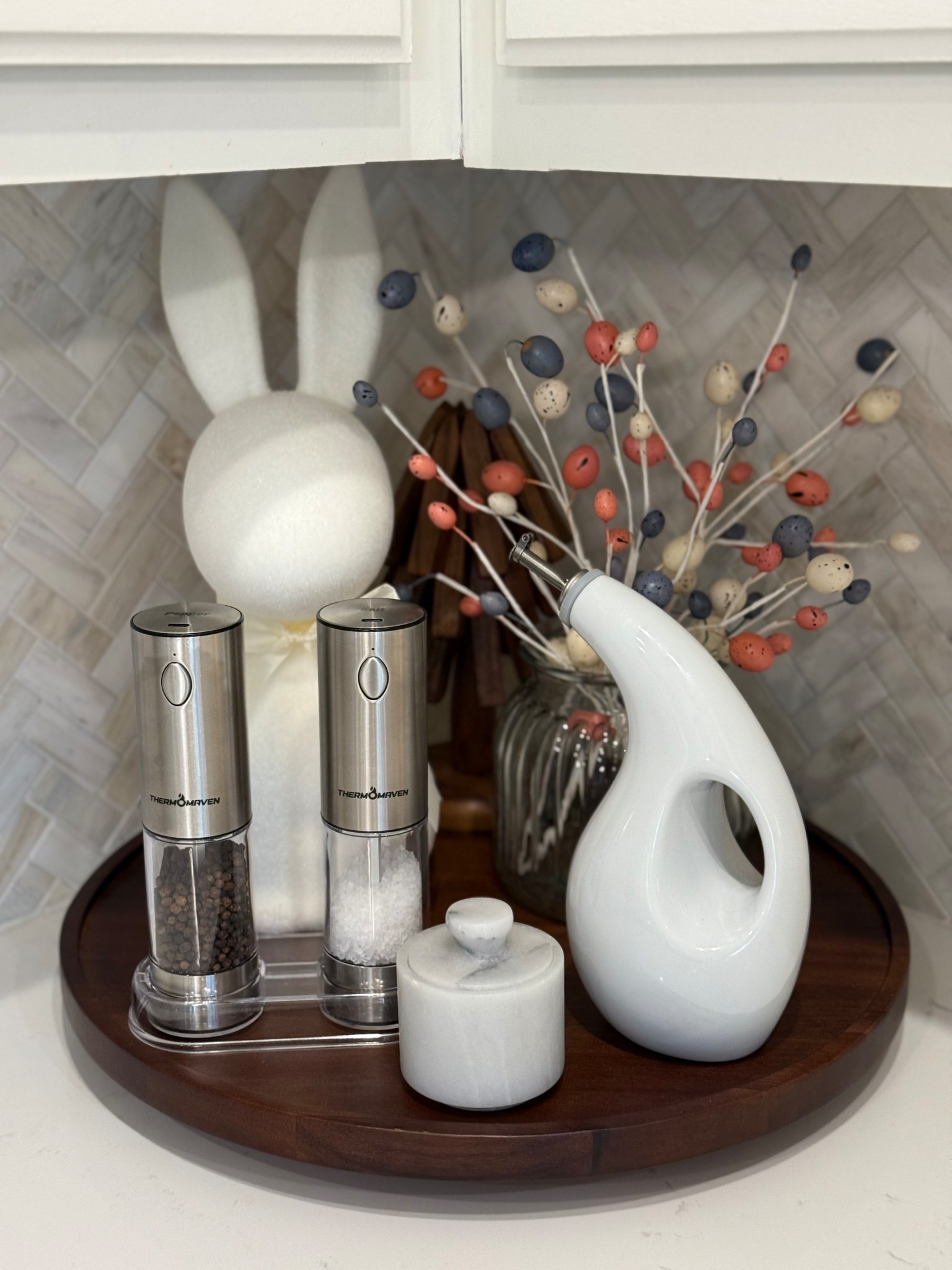 I love how easy it is to decorate this walnut tray!

#LTKHome #LTKSeasonal #LTKStyleTip