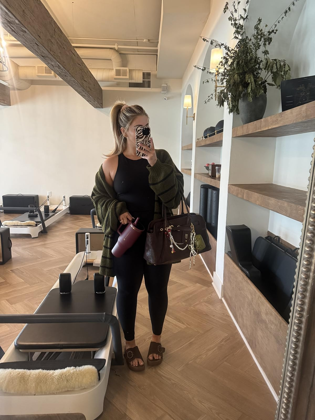 My fave amazon leggings✨

#LTKootd #LTKMidsize #LTKSaleAlert