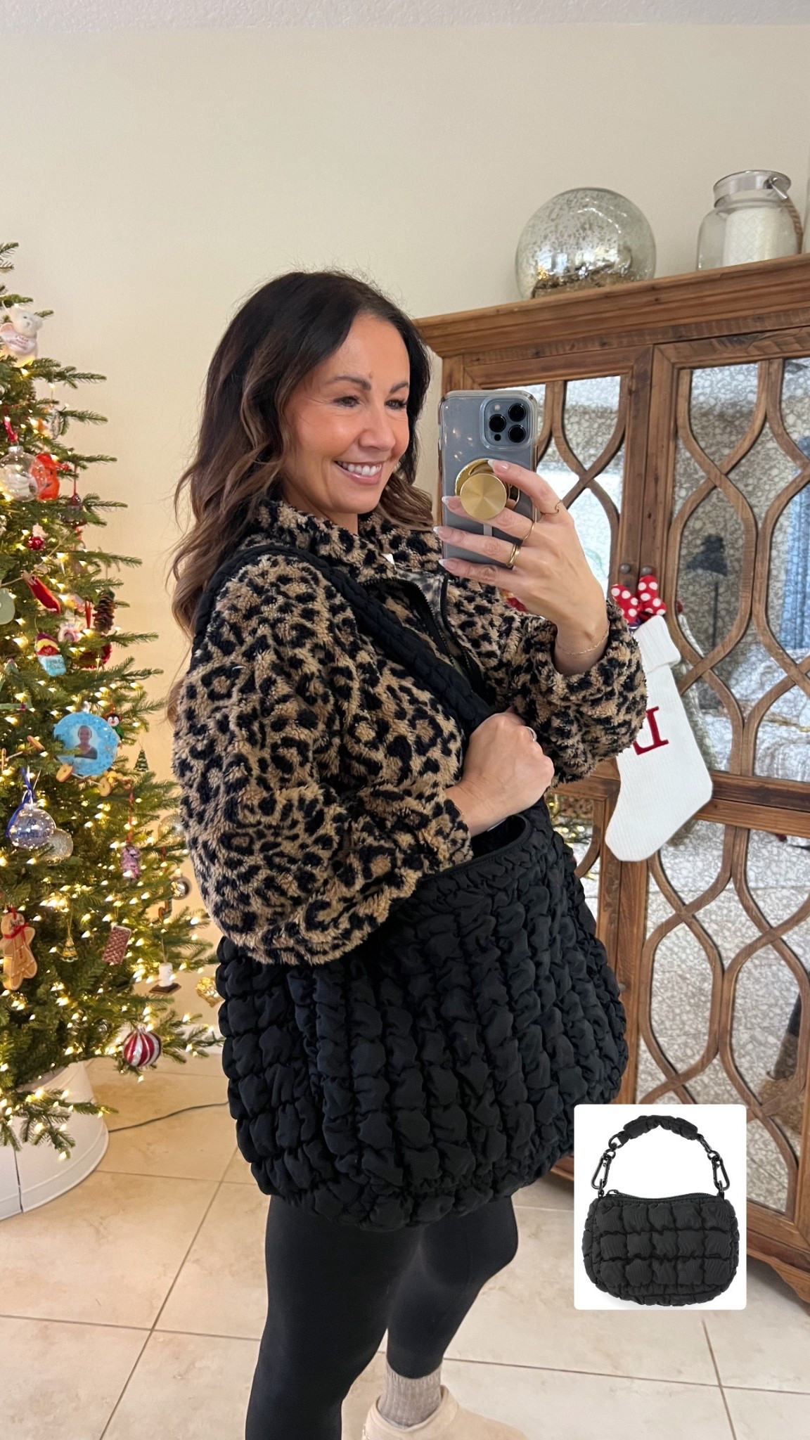 Puffer tote bag /matching keychain

#LTKdayinmylife #LTKHoliday #LTKGiftGuide