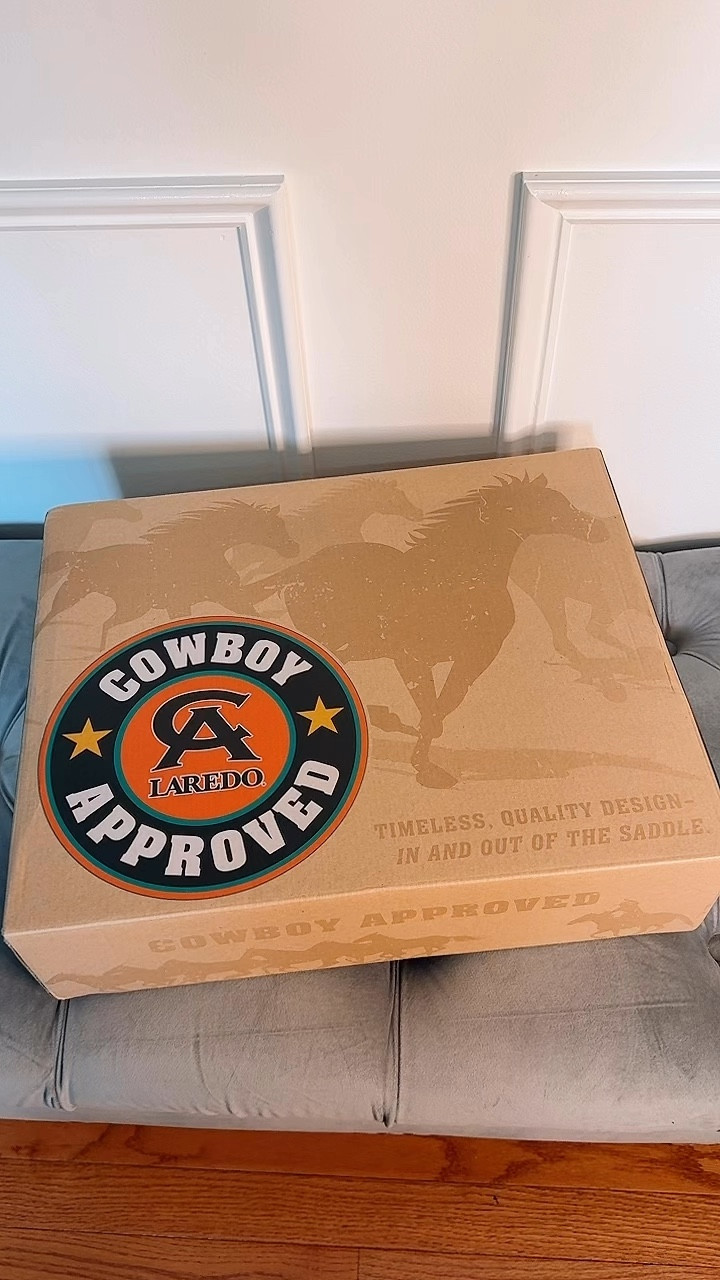  Western style boots with a touch of modern flair. @laredowesternboots
#ad 

I’m very happy with these boots right out of the box. They are so comfy and stylish! They look great with a dress, jeans or leggings! 

Details linked in my LTK app you can go shop directly from there.

#fallfashion #fallboots #cowboyboots #boots #westernboots #westernwear #rodeo #ltkfashion

#LTKShoeCrush #LTKStyleTip #LTKVideo