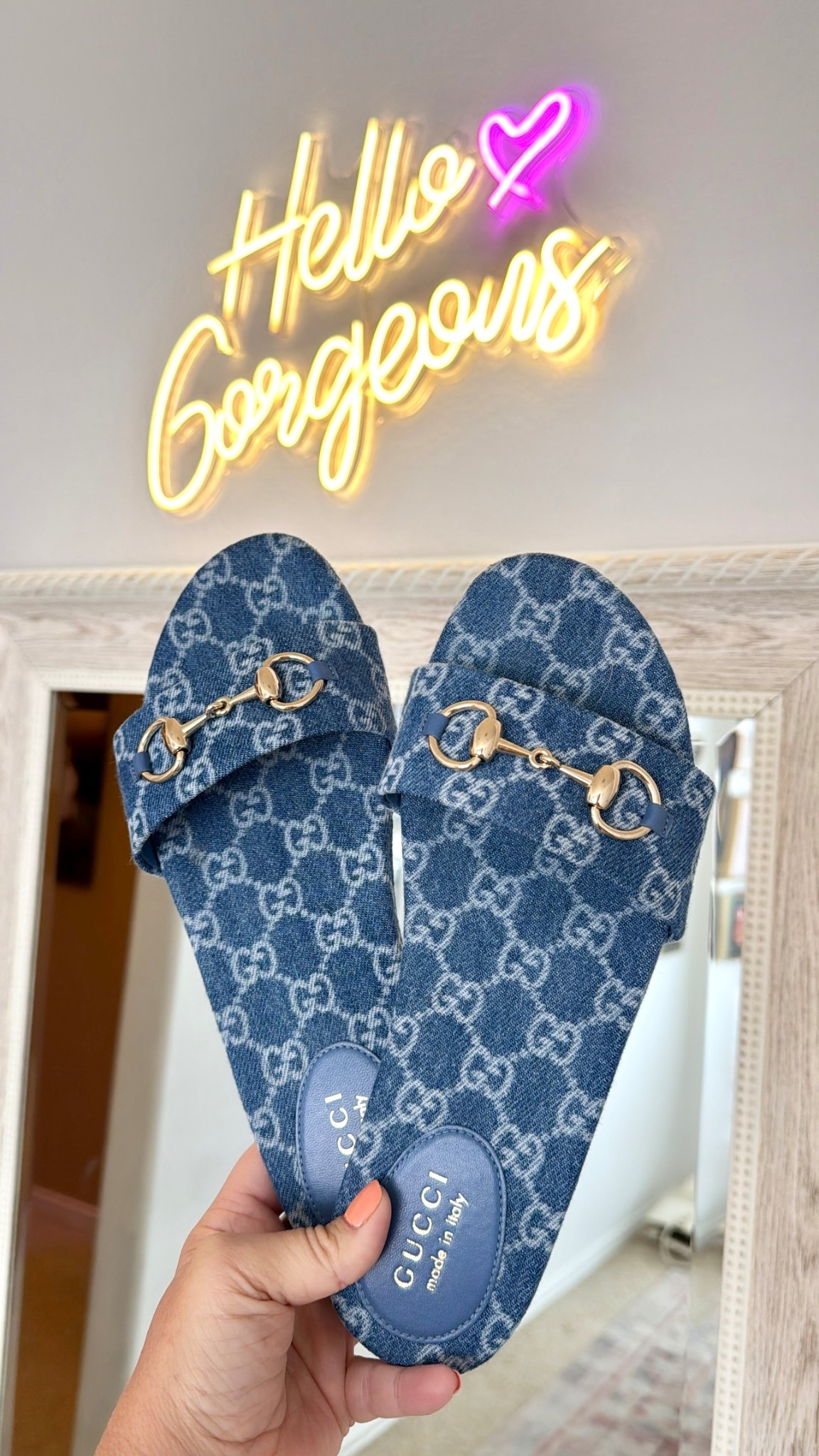 So in love with these denim sandals 💙 