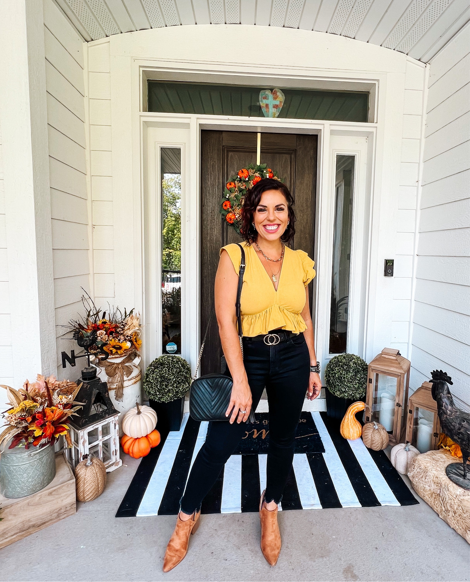 In love with these new Abercrombie Jeans! 5ft wearing short inseam. Perfect black petite jeans!! 

#LTKSeasonal #LTKSale #LTKunder100