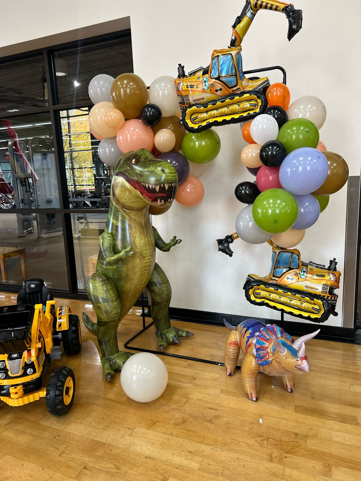 Dino & Dozer birthday! 

#LTKKids #LTKFamily #LTKParties