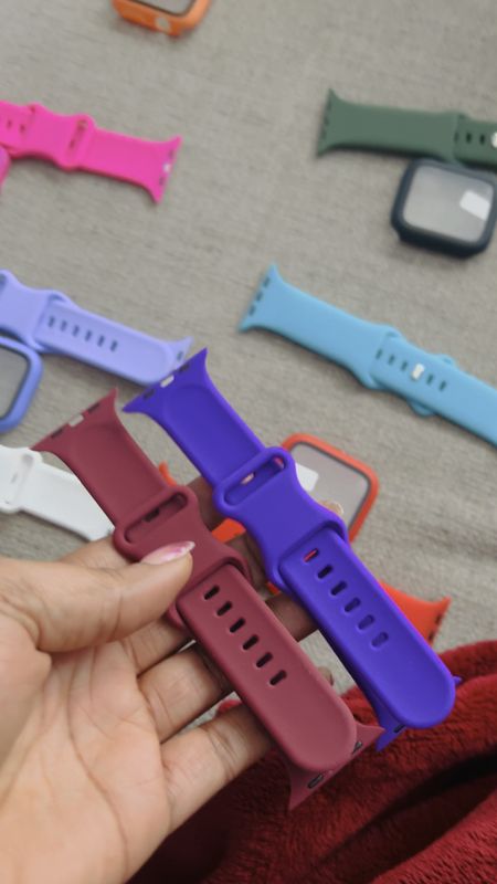 Durable Apple Watch straps, set of 15 comes in beautiful vibrant colors and they are waterproof as well. Absolutely 💯 worth it and under $30

#LTKworkwear #LTKfindsunder50 #LTKstyletip