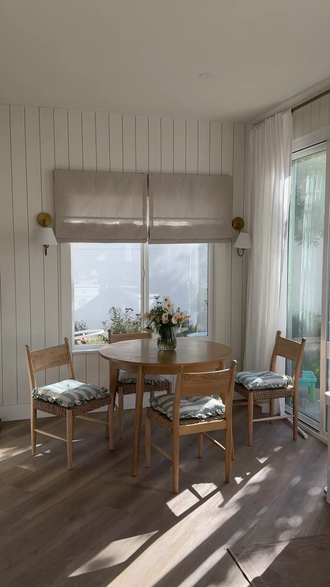 Breakfast nook, dining room, dining chairs

#LTKHome #LTKmomlife #LTKmorningroutine