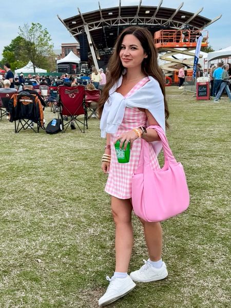 Masters Week fit - rock fore dough 

Pink gingham tennis dress with built in shorts 

White Nikes

Pink bag

Pink lily | target 

#LTKxTarget #LTKfindsunder50 #LTKActive