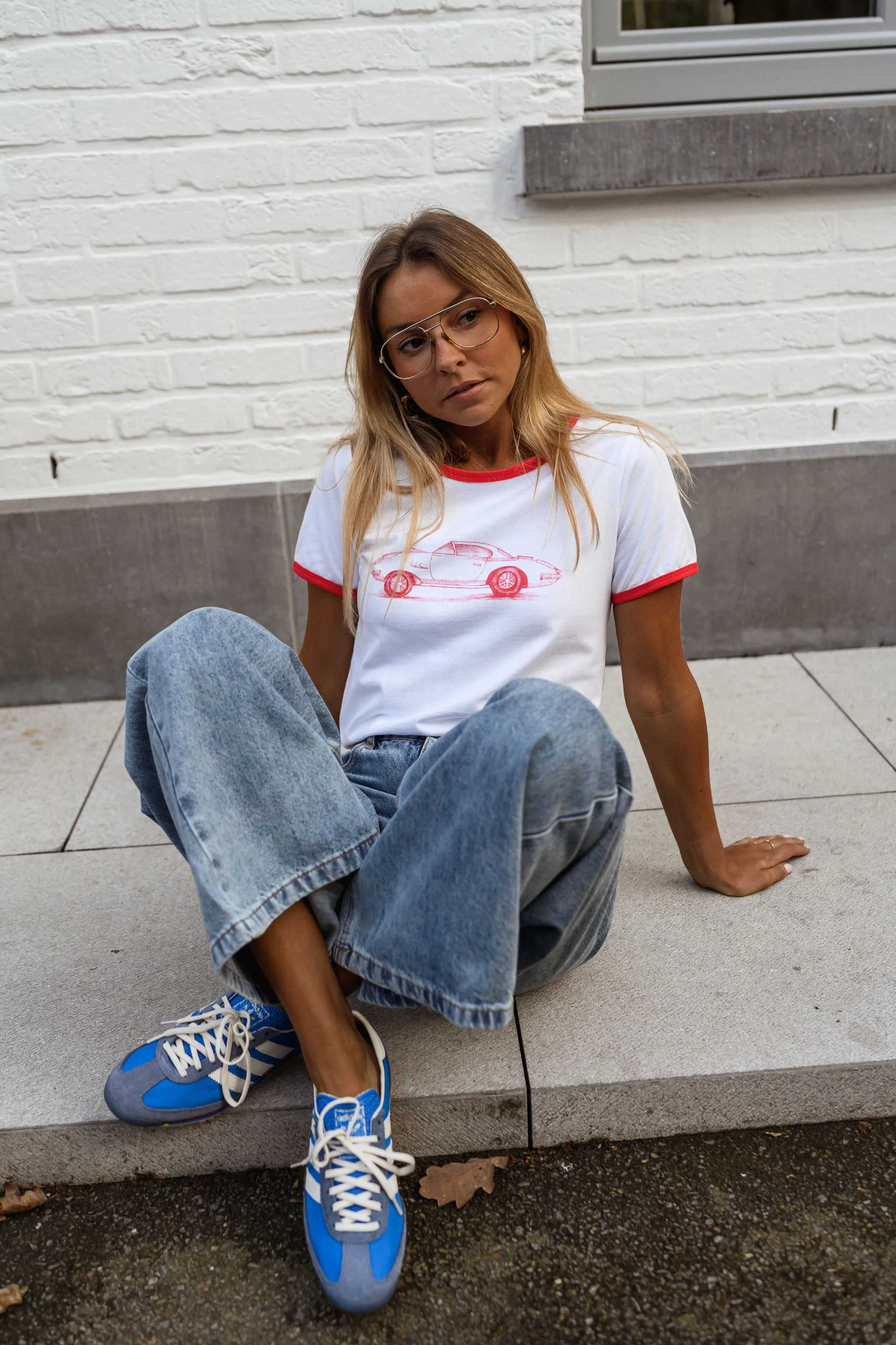 White and Red Cynthia T-Shirt | Easy Clothes