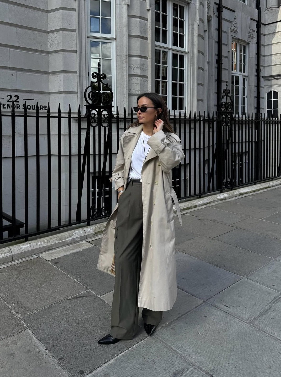 Cargo pants, trenchcoat, High Street find, H&M, black boots, Massimo dutti, High Street fashion, autumn style, autumn fashion, autumn finds, autumn jacket, chic style, leather boots

#LTKautumn #LTKstyletip #LTKuk