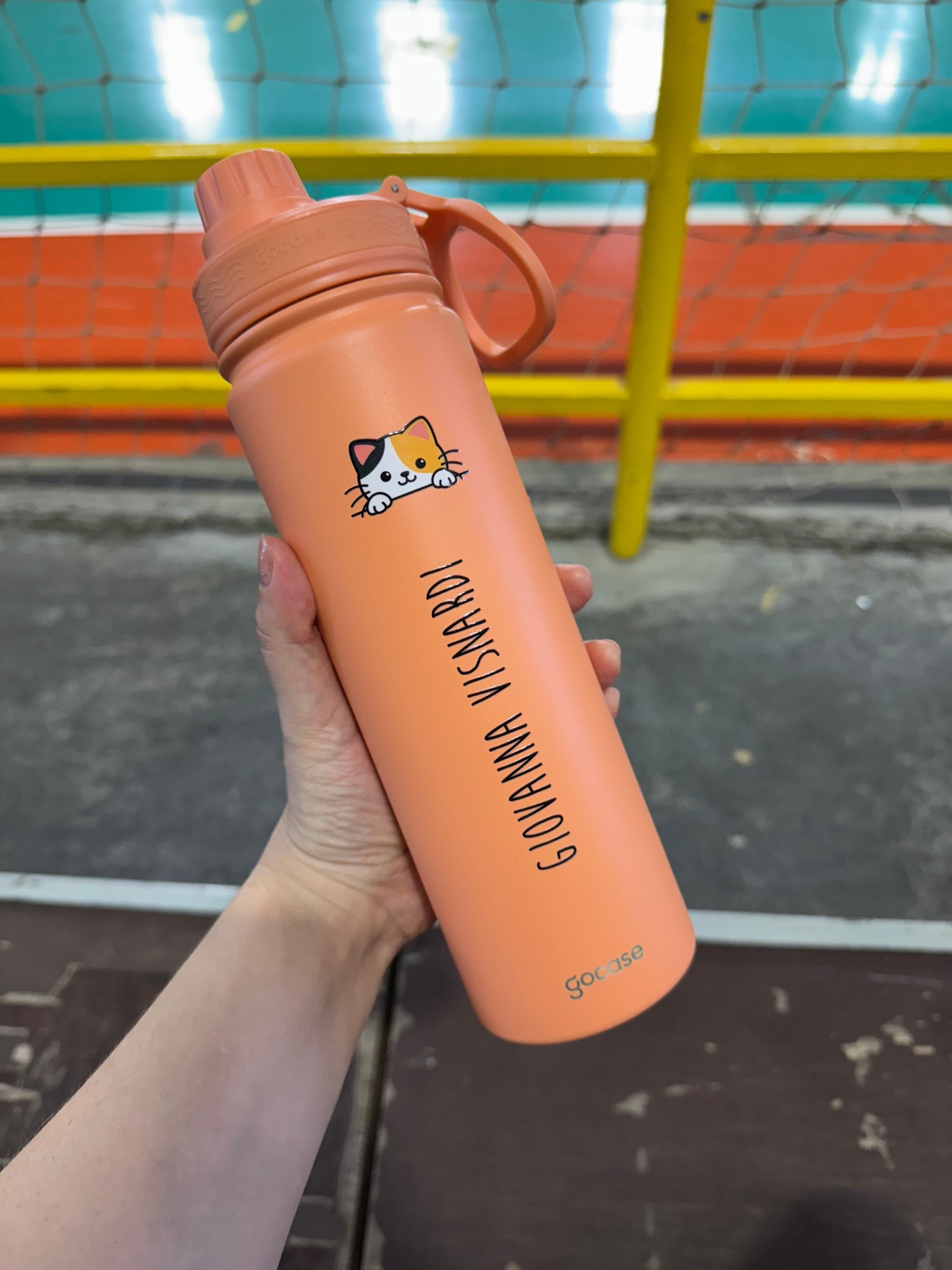 Gente, comprei essa garrafa na Go Case e fiquei simplesmente APAIXONADA pela qualidade, acabamento e personalização! Juro, olha essa gatinha (no caso, a minha Charlotte) junto com meu nome? Além de tudo é uma garrafa excelente, segura a temperatura perfeitamente 🧡 

#LTKbrasil #LTKpromo