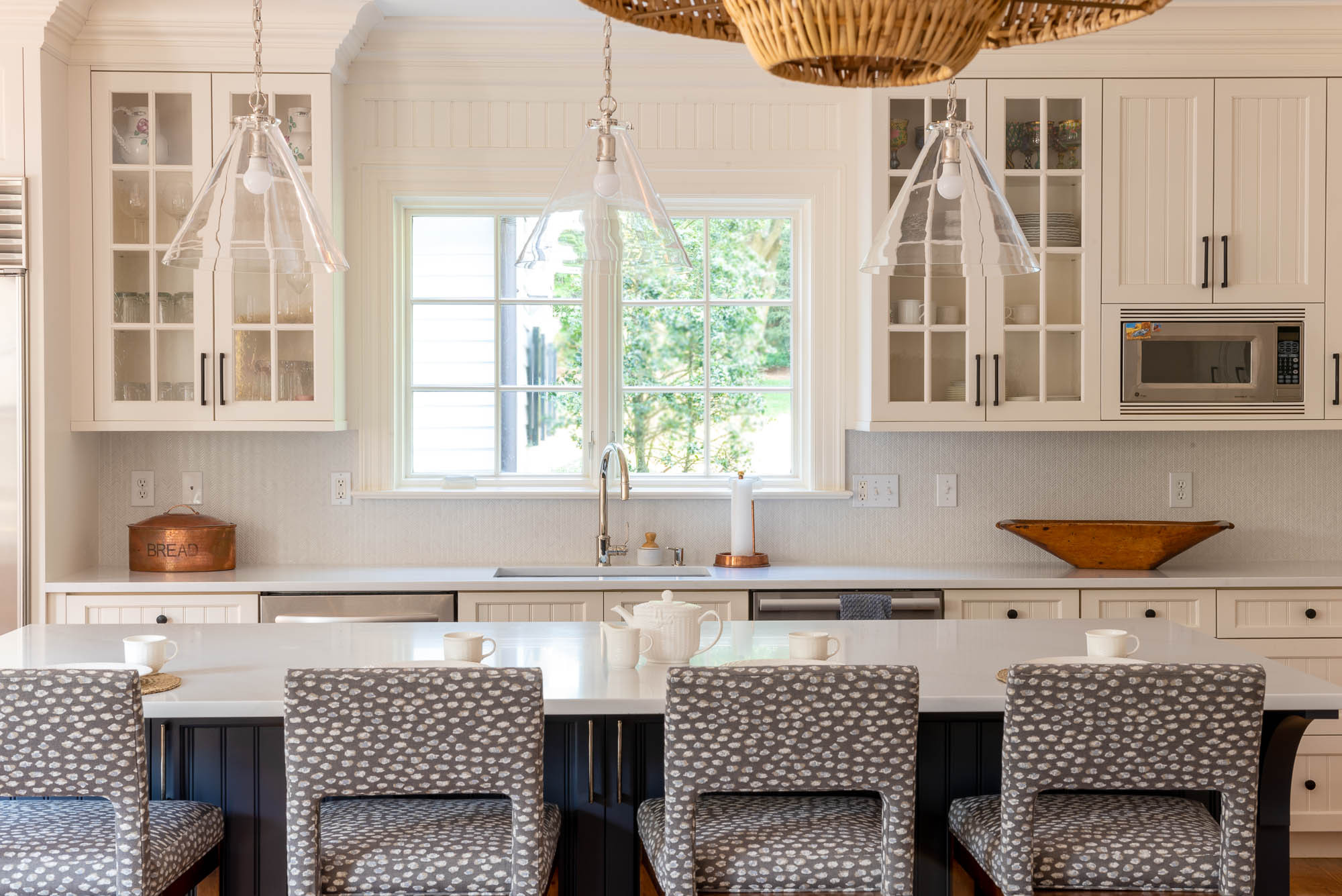 Tis the season for full houses and full stomachs 😉 This open layout kitchen invites cookie makers, taste testers, and everyone in between. Every helper and guest has a place here 🤍 So bring on the holiday parties and the Christmas decor, we're ready for hosting season!	 

 

#LTKHoliday #LTKSeasonal #LTKHome