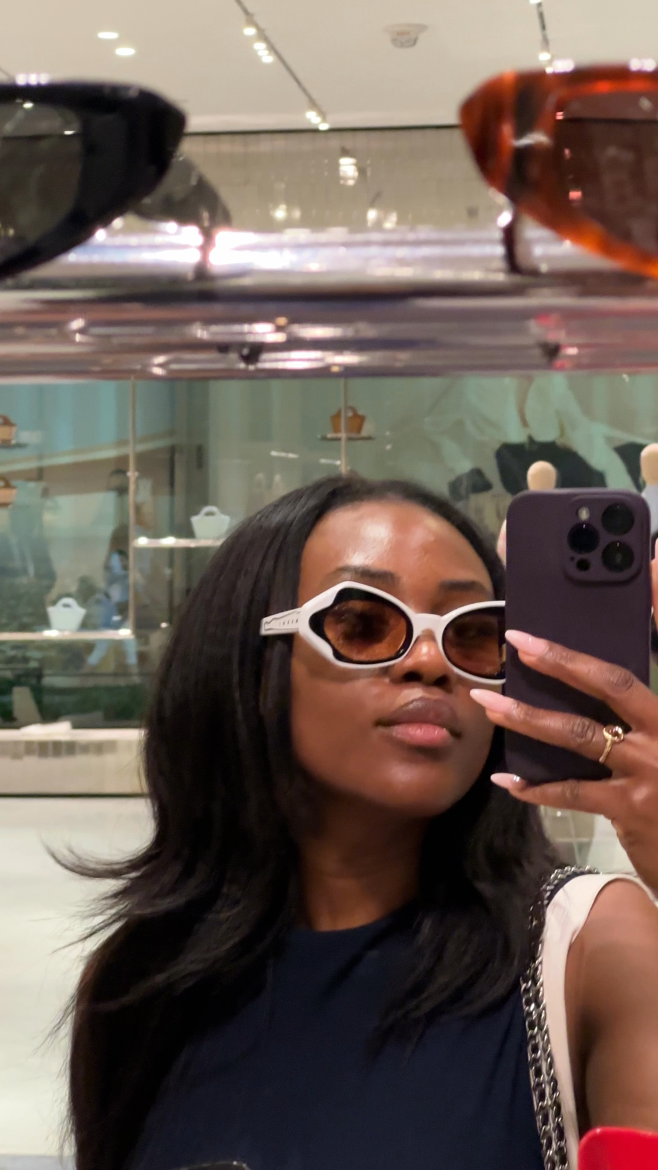 Sunglassess.
#sunglasses

#LTKStyleTip