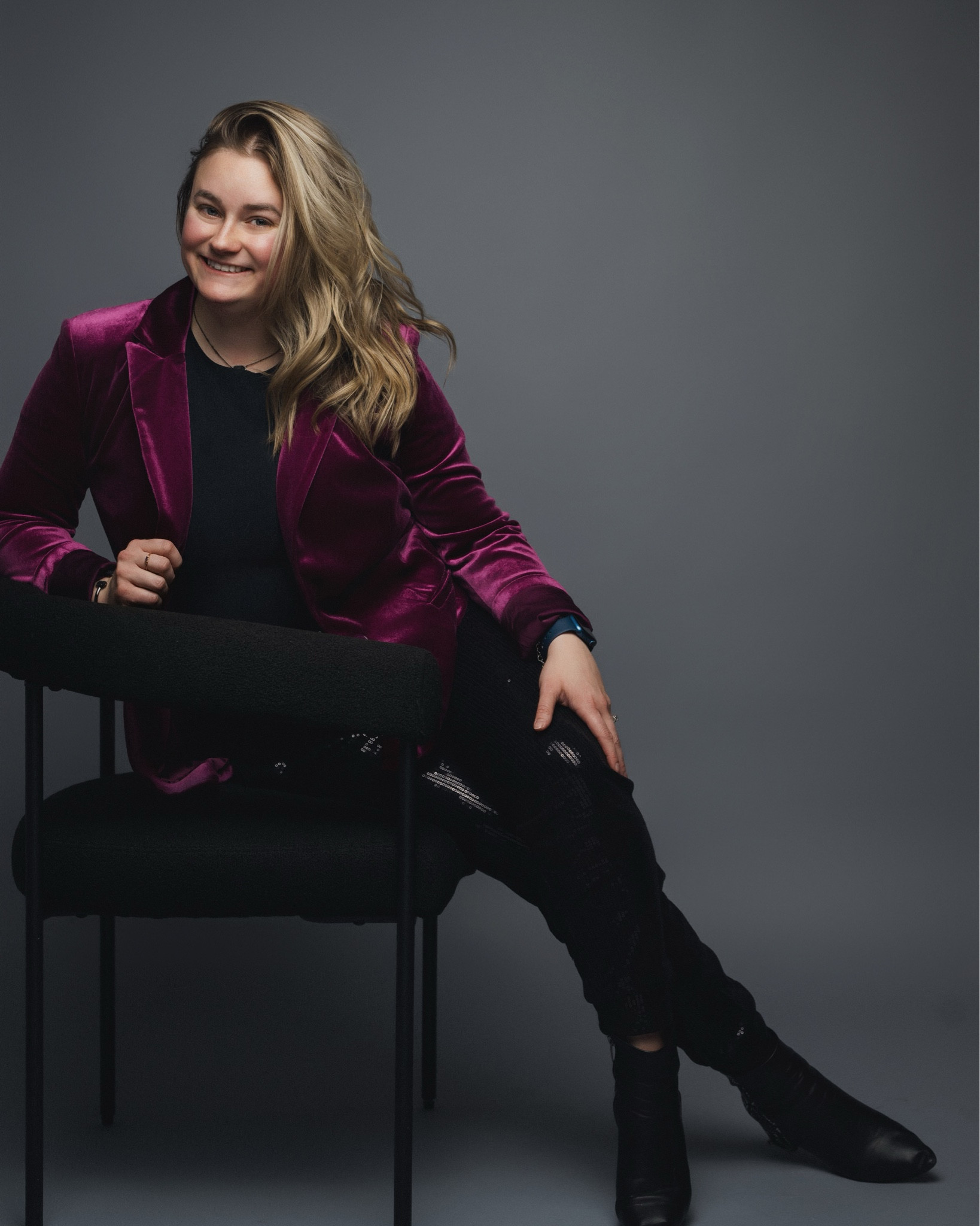 HAPPY NEW YEARS! 🎆

Thanking the Lord for everything he has provided me and our family this year. From gaining new friendships to growing in my faith in my personal life, to professionally growing my real estate business and leaning heavily into social media management and content creation again I am so excited to see what 2025 brings. Wishing you all a happy, safe and prosperous 2025! 

Stay safe, and call a friend if you need a ride. Don’t risk yours or someone else’s life due to negligence 🫶🏼

Xoxo 💋 

Ps thanks mom for the new cute impromptu shoot tonight 😘

#womeninbusiness #workingmom 

#LTKFindsUnder100 #LTKSaleAlert #LTKSeasonal