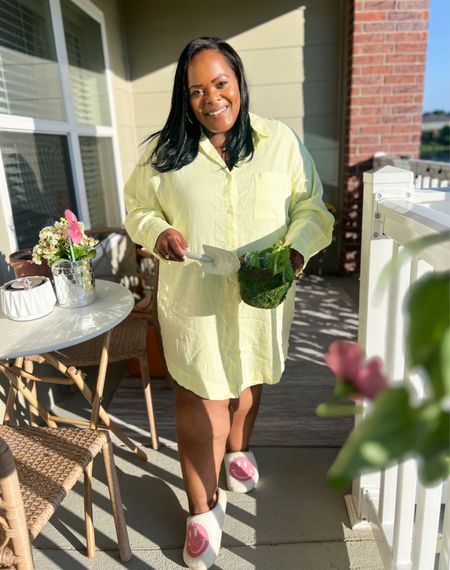 Have you ever head of spraying peppermint oil around your patio to keep bugs away? Well I sprayed some around my patio and I’m waiting to see if it works. 😉 Chime in below if you’ve tried this! 

Target / outdoor patio / outdoor essentials / plant mom / Memorial Day weekend / loungewear 

#LTKHome #LTKMidsize #LTKFindsUnder50