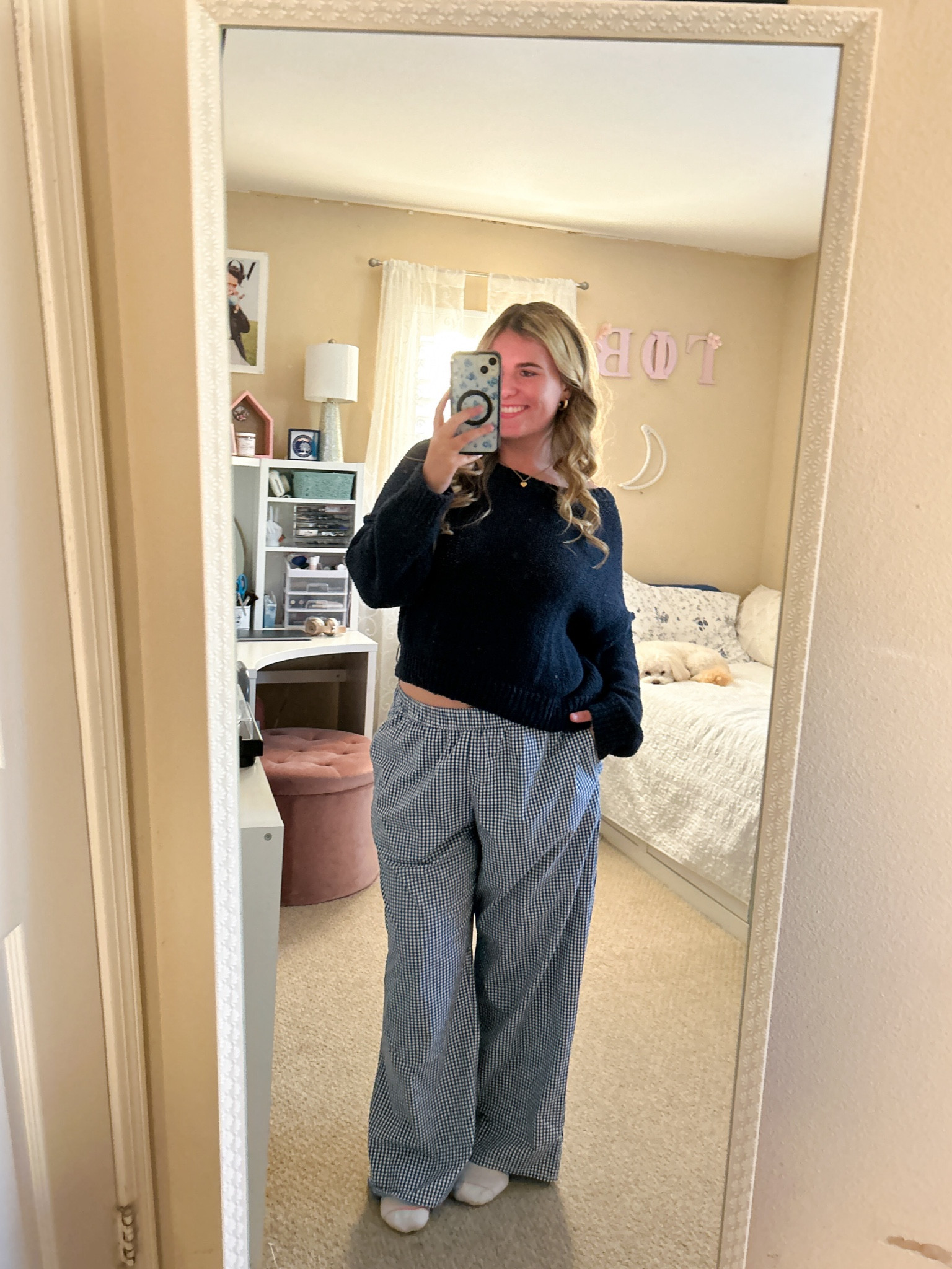 currently out of stock on the sweater in navy but this in another color!