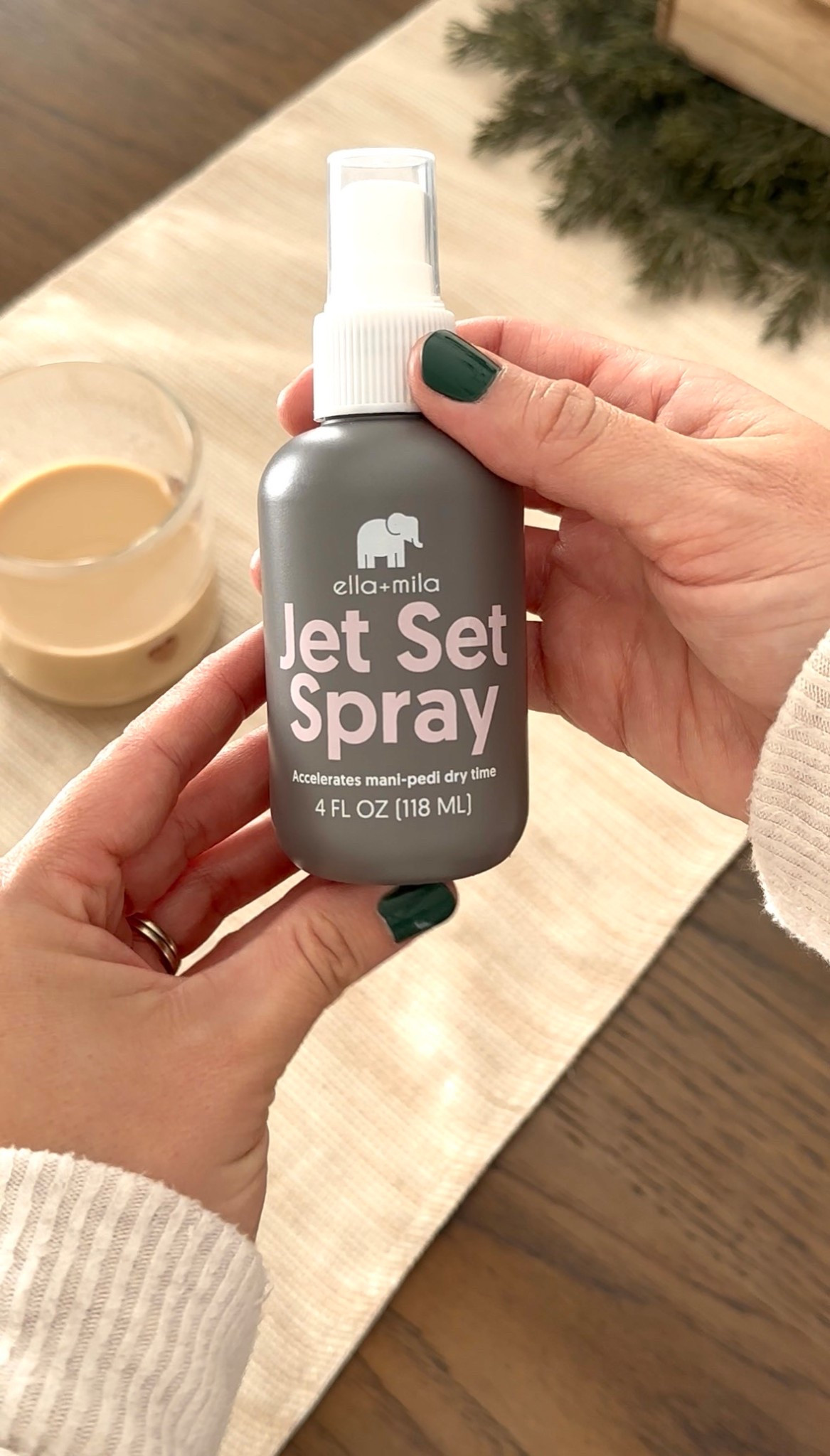 If at home manicures are your thing, add this to your routine! 

Mom manicure, SAHM, relatable mom, Ella + Mila, low tox beauty, low tox nails, at home nails

#LTKFindsUnder50 #LTKBeauty #LTKGiftGuide